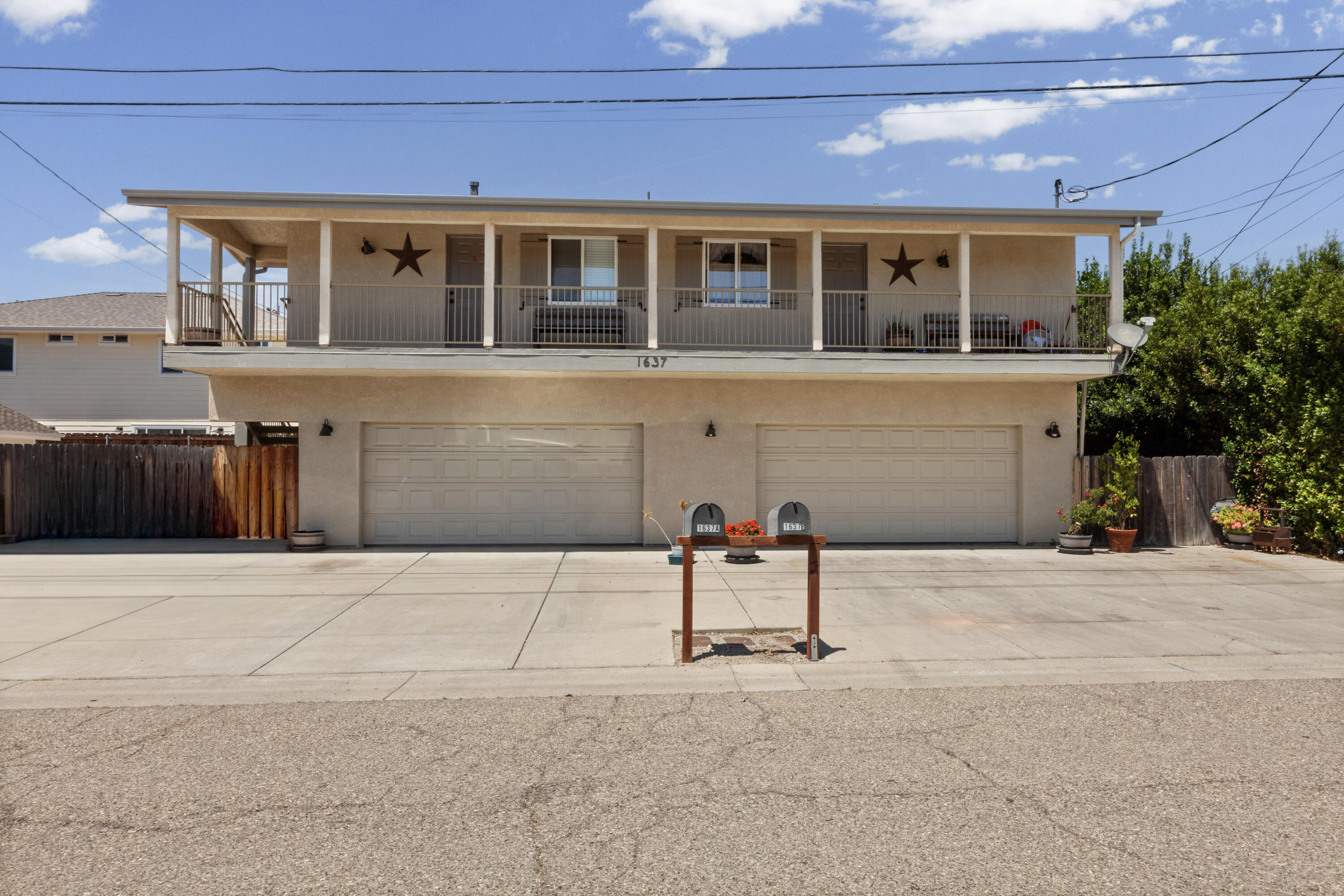 1634 Elm Avenue