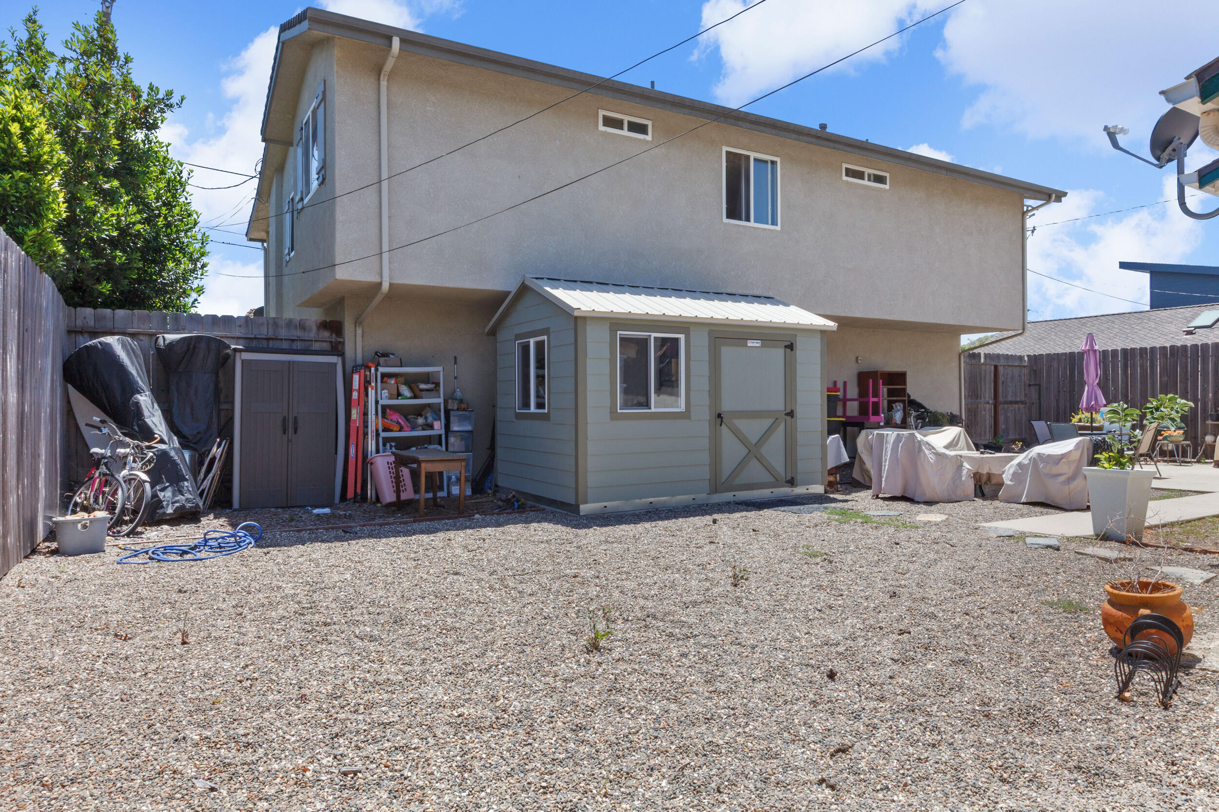 1634 Elm Avenue