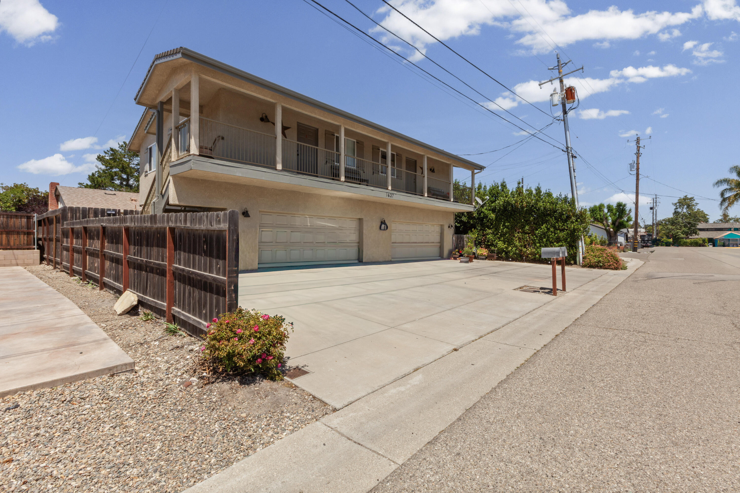 1634 Elm Avenue