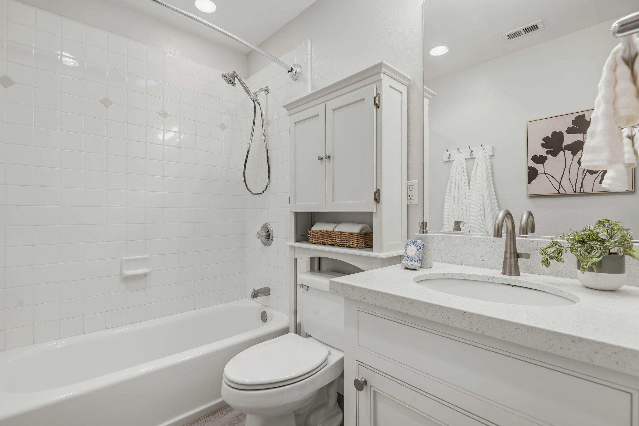 633 W Ortega Street Apt D