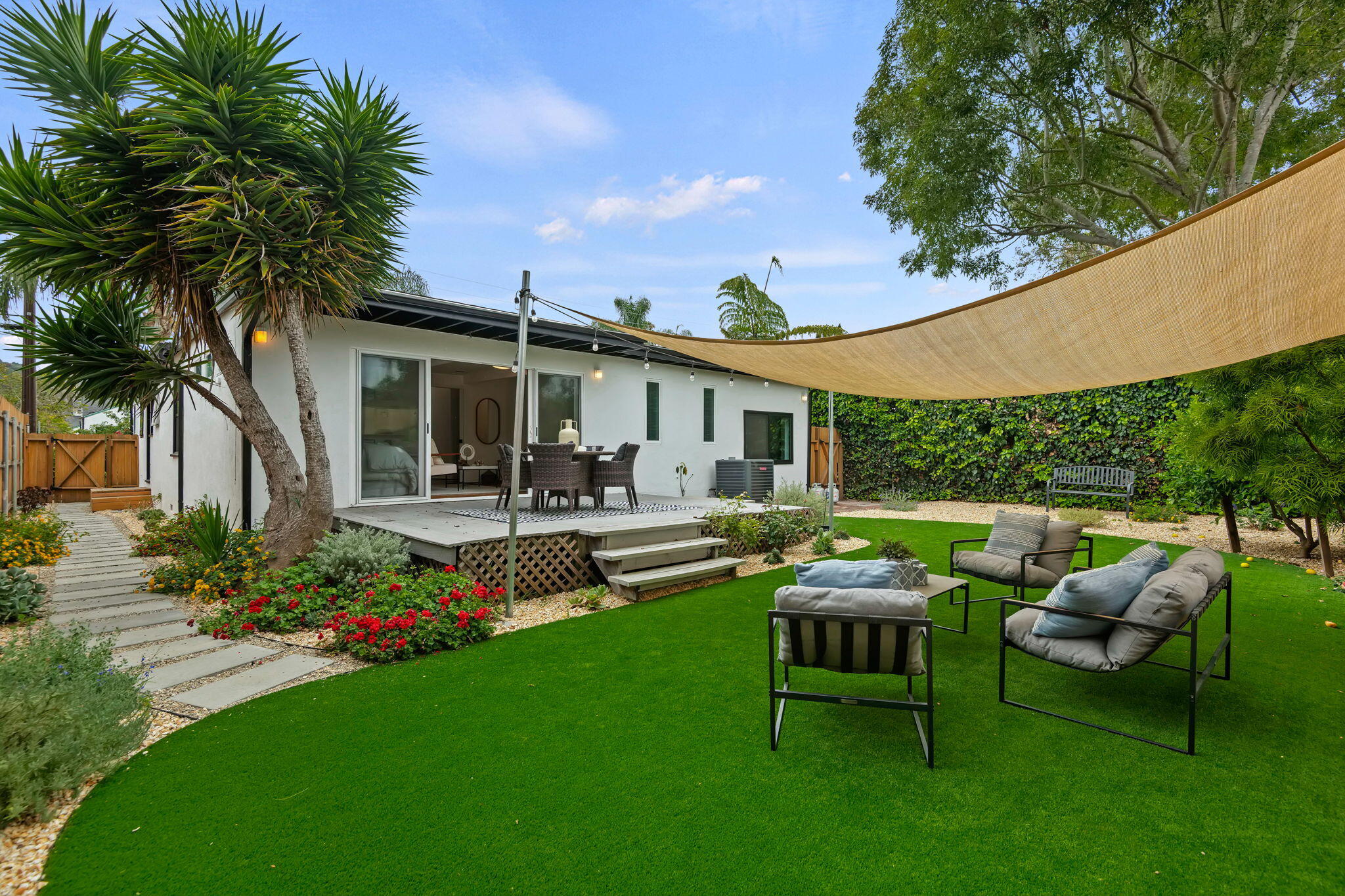 1616 Villa Avenue