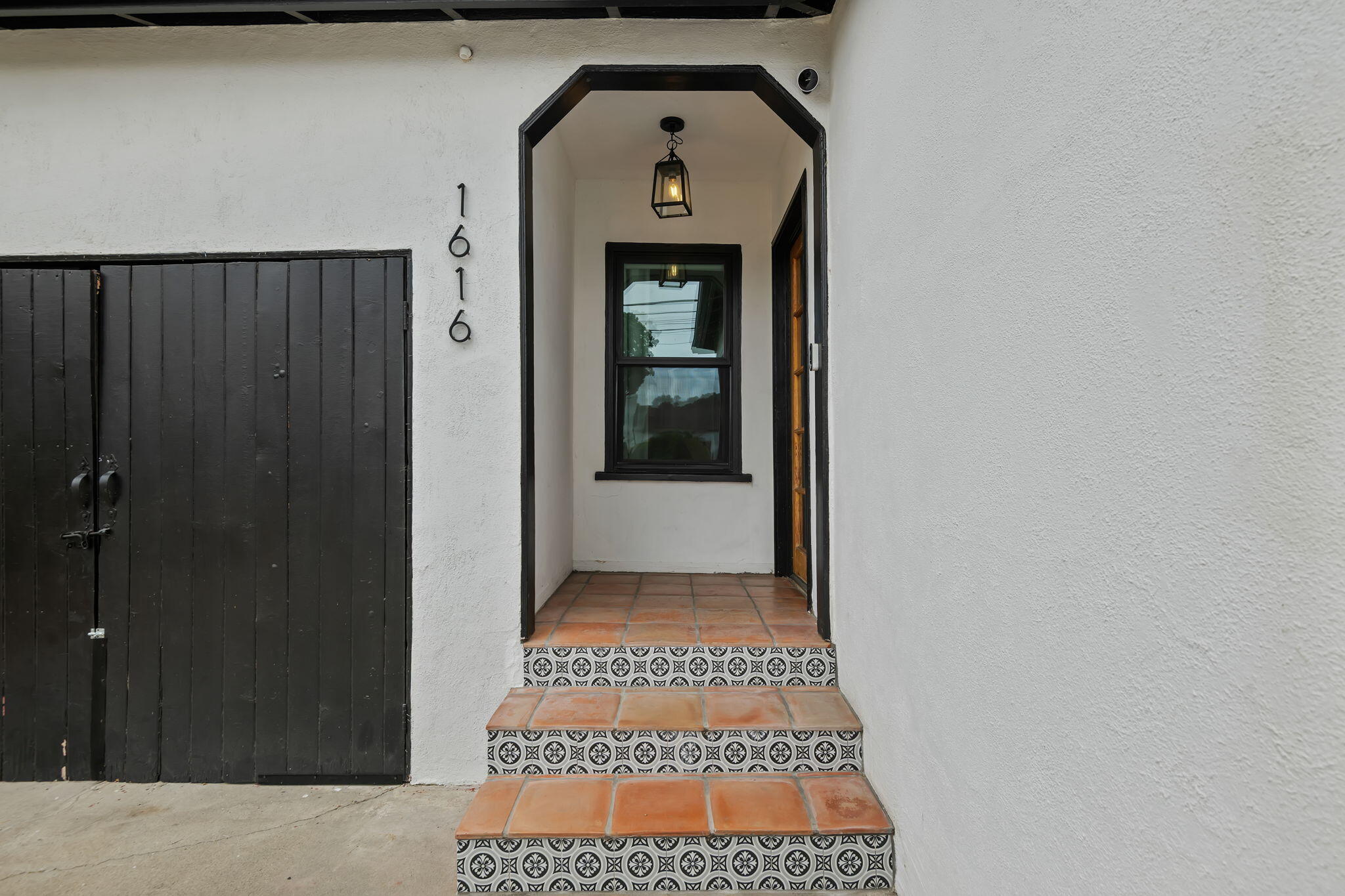 1616 Villa Avenue
