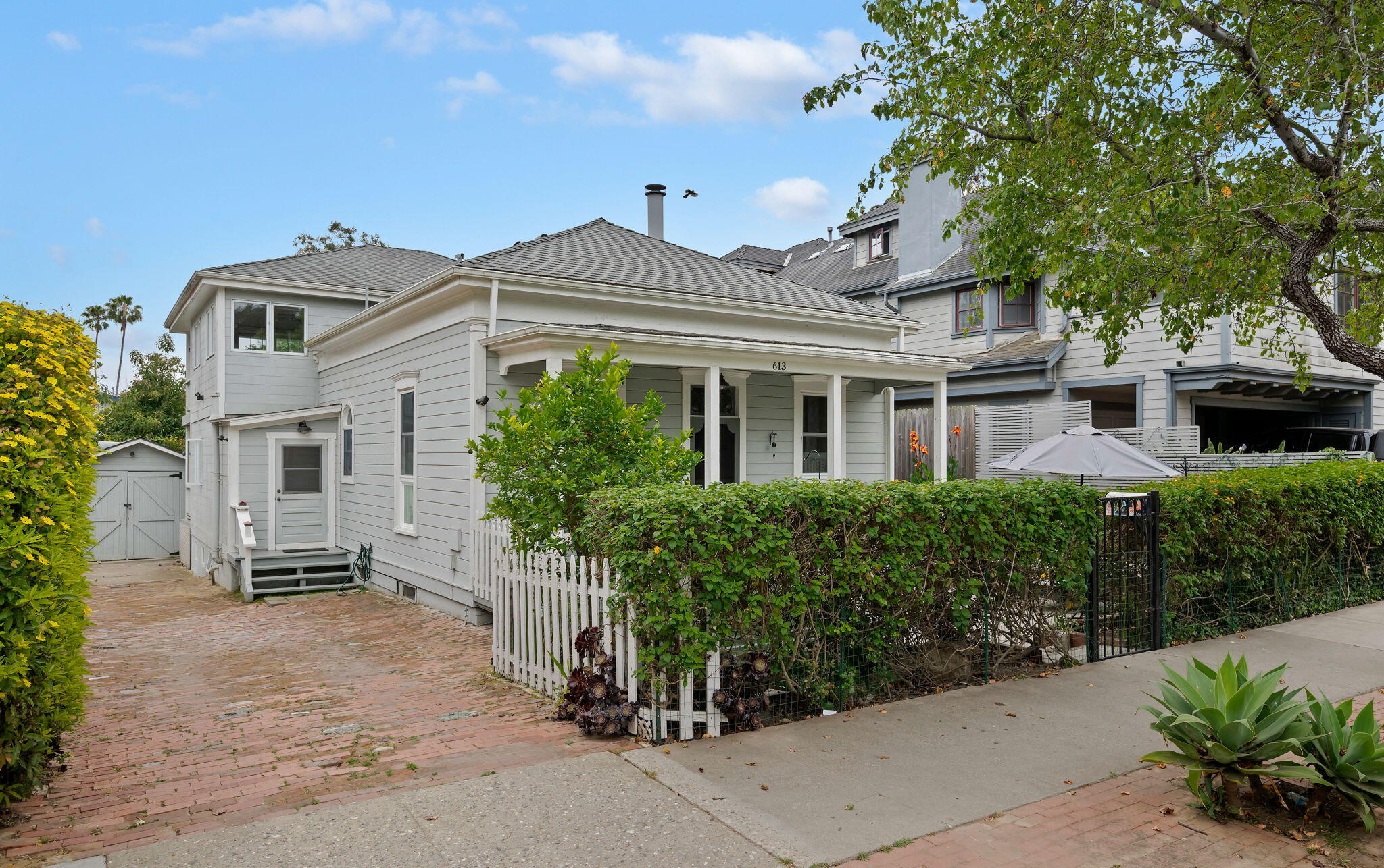 613 Coronel Place