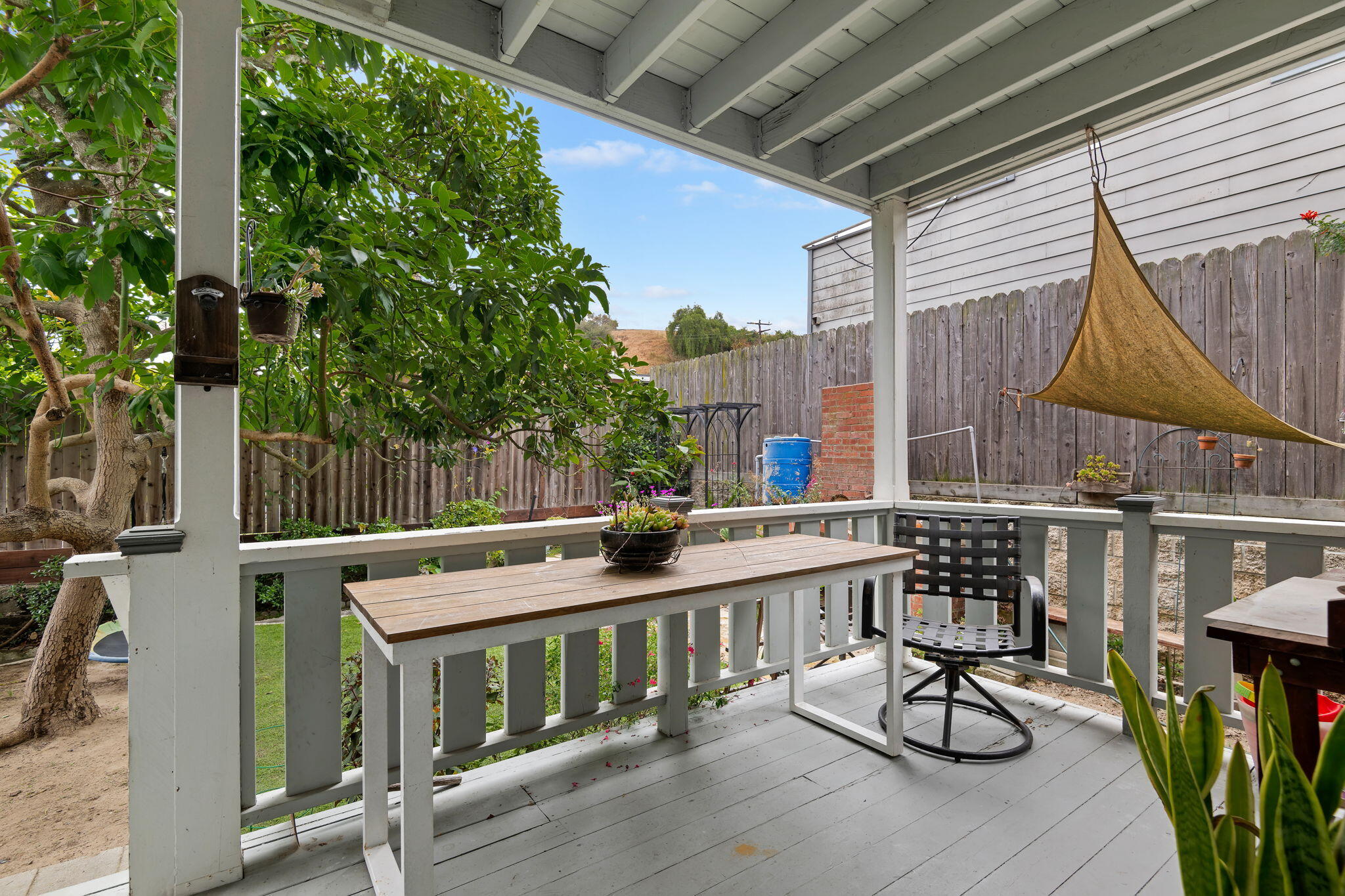 613 Coronel Place