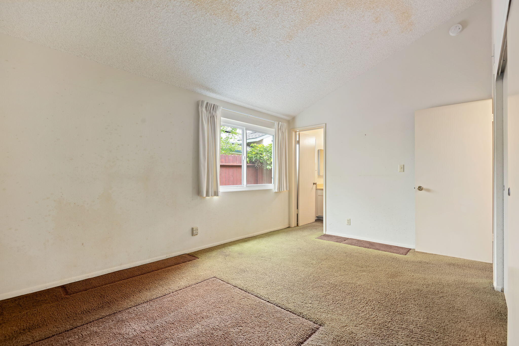 325 Palisades Drive