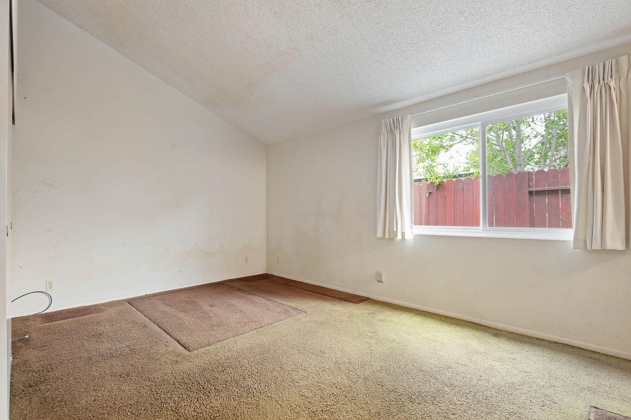 325 Palisades Drive