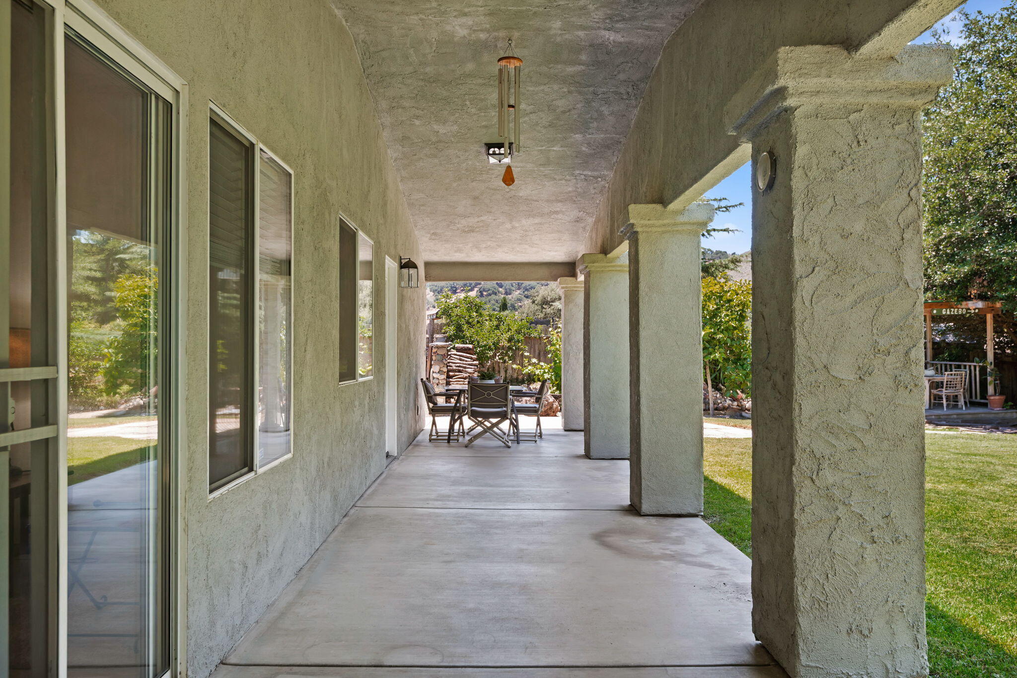 812 Vintage Way