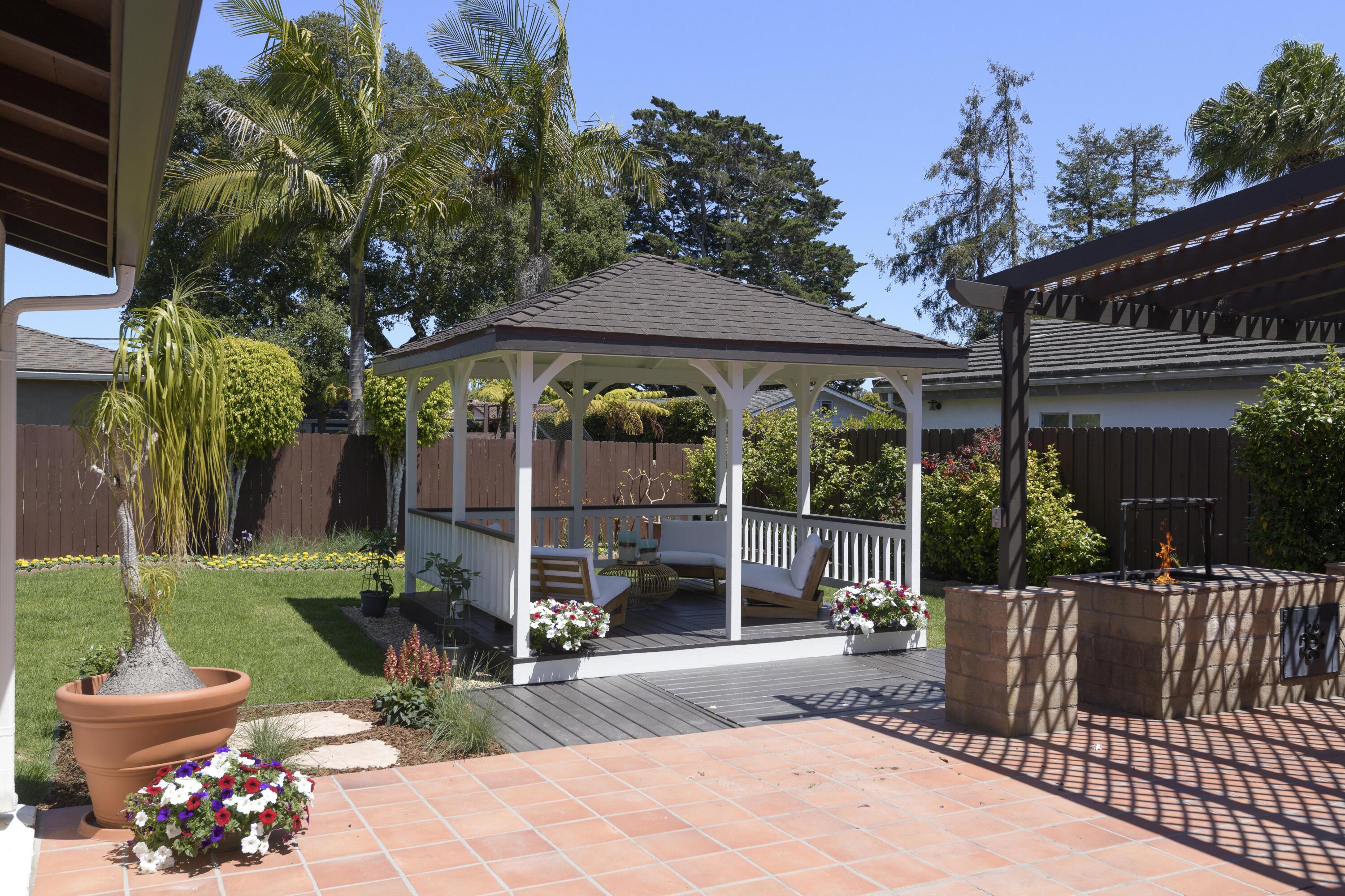 354 Palisades Drive