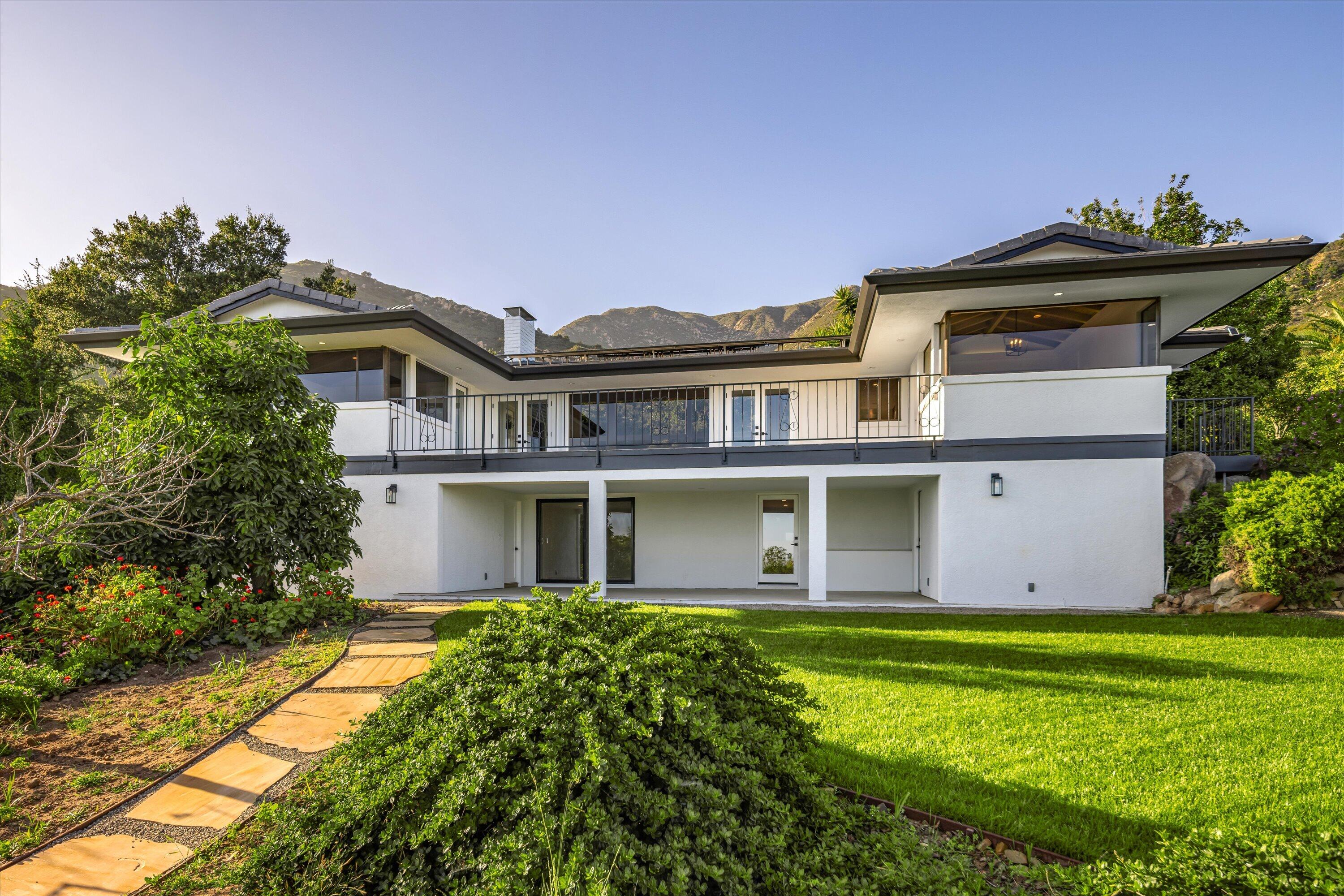 1080 Ladera Lane