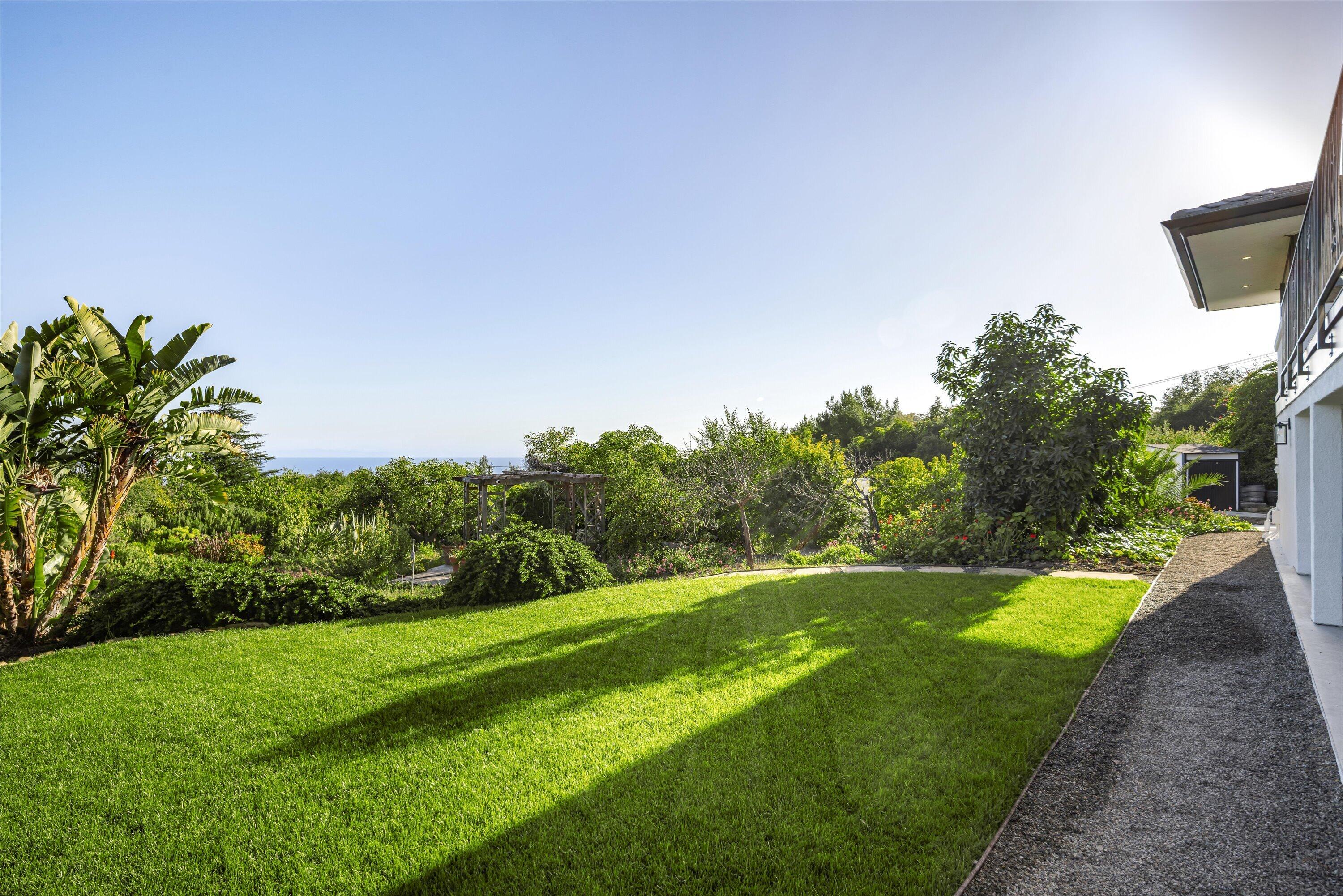 1080 Ladera Lane