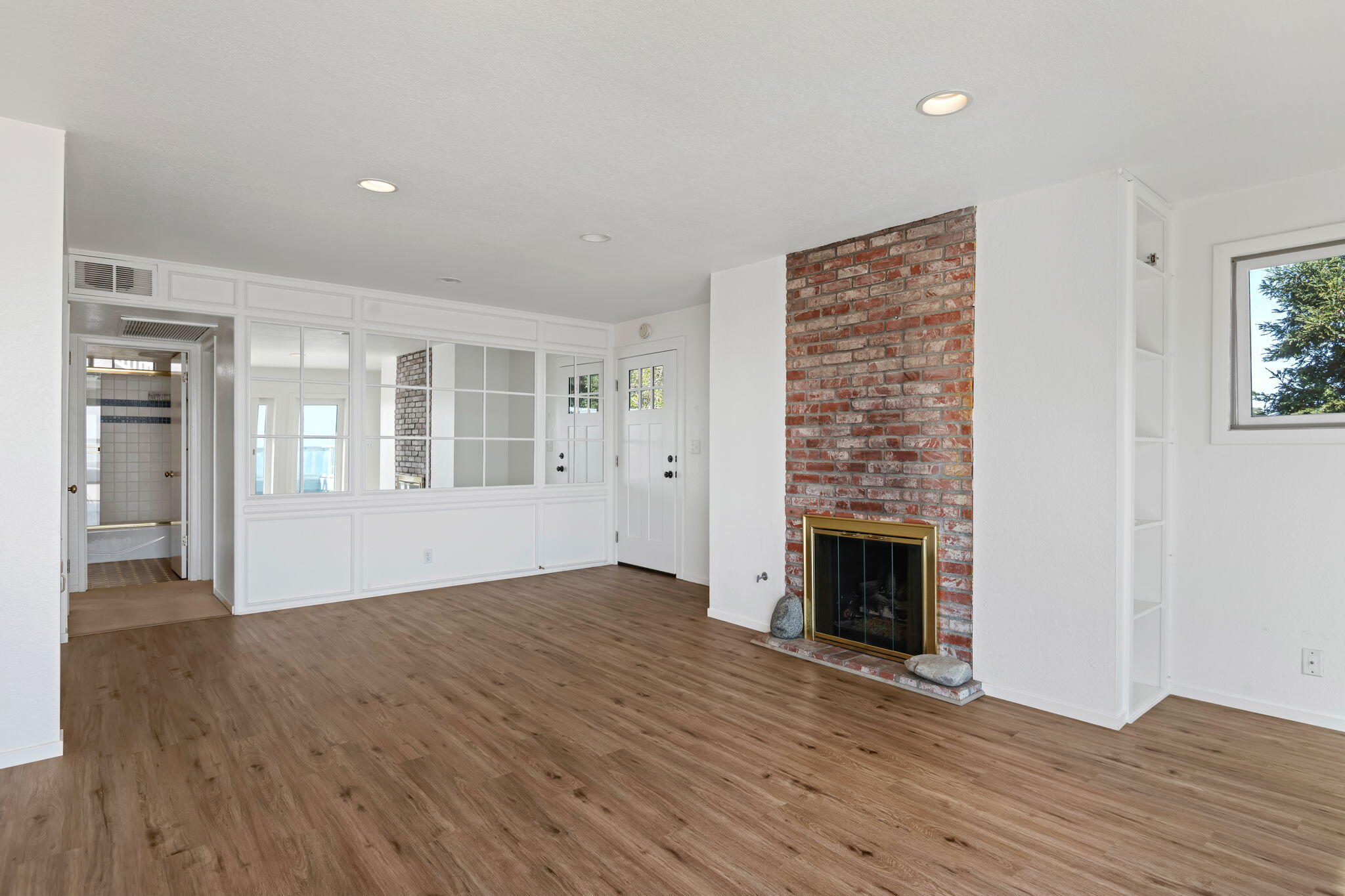 2347 Shelby Street