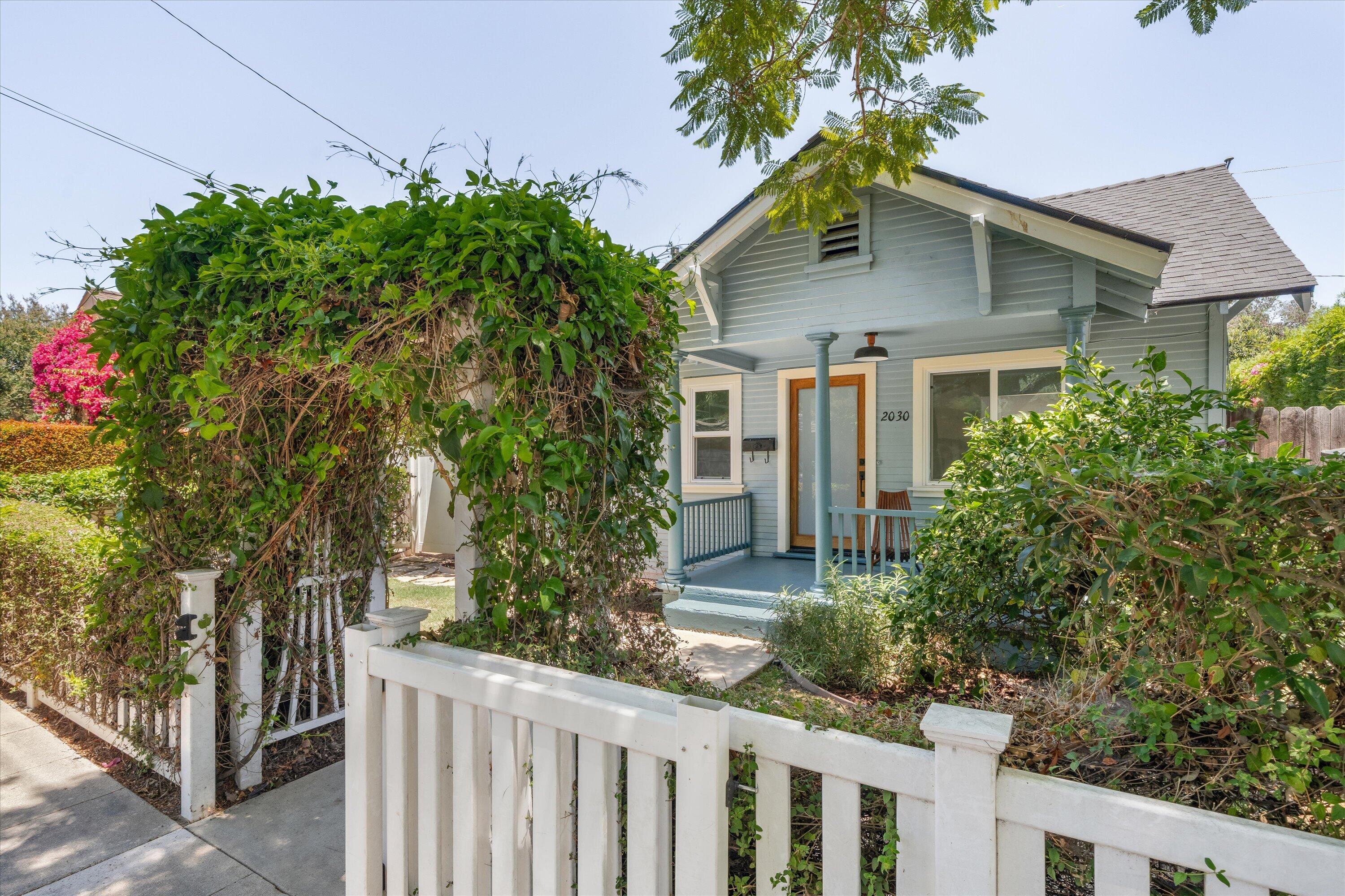 2030 Gillespie Street