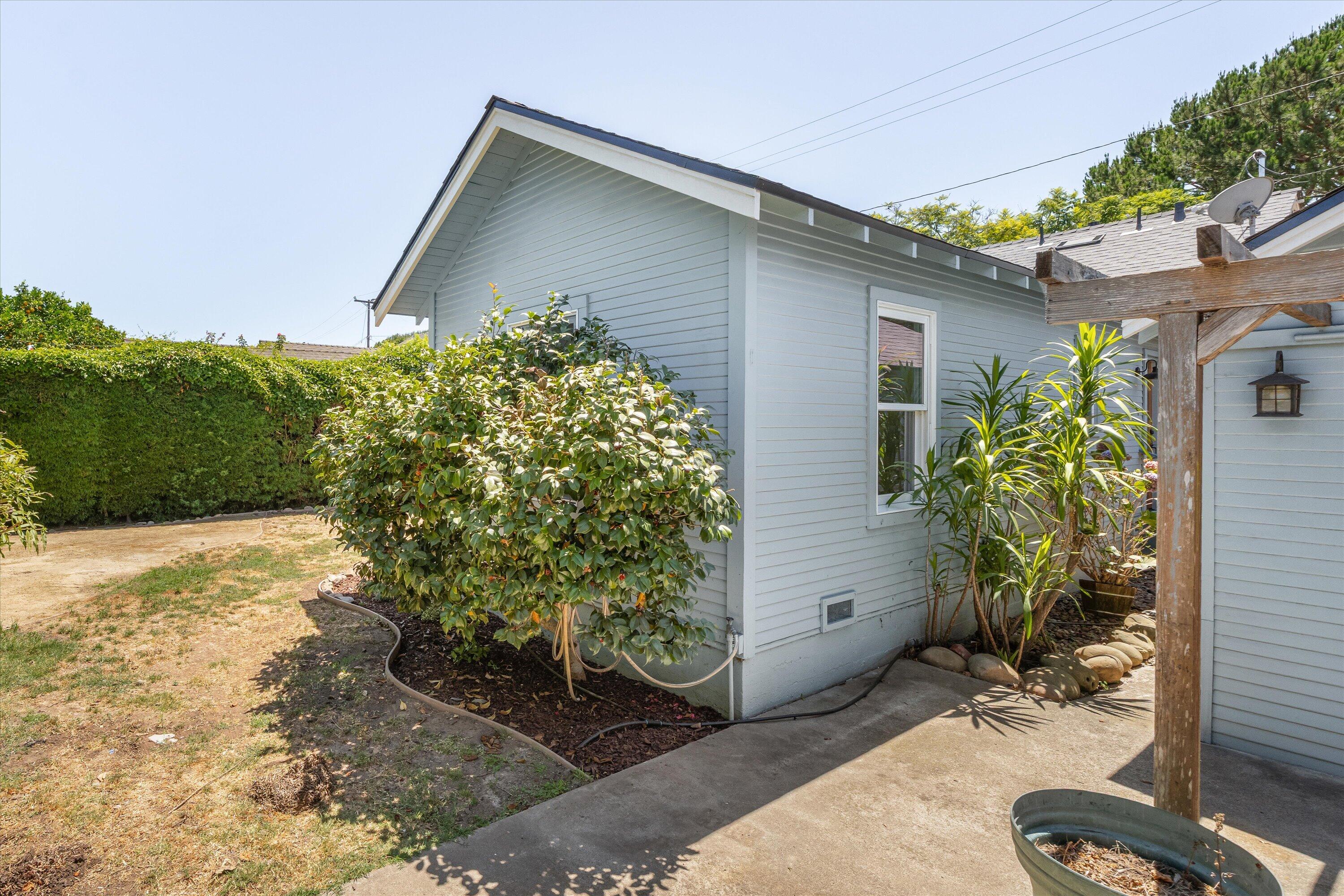2030 Gillespie Street