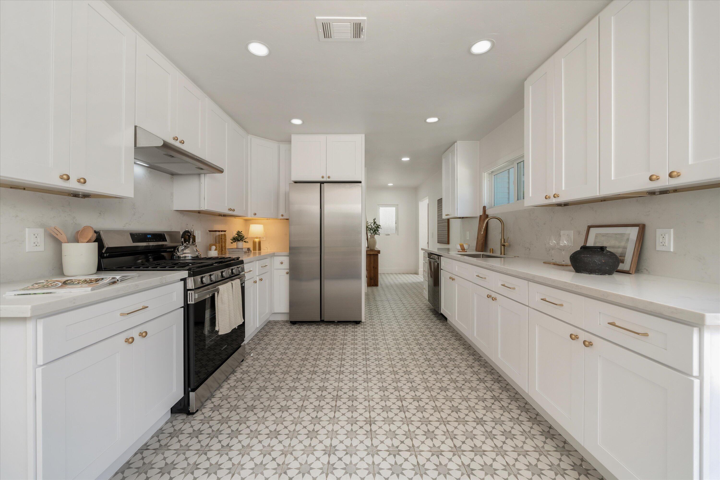 2030 Gillespie Street