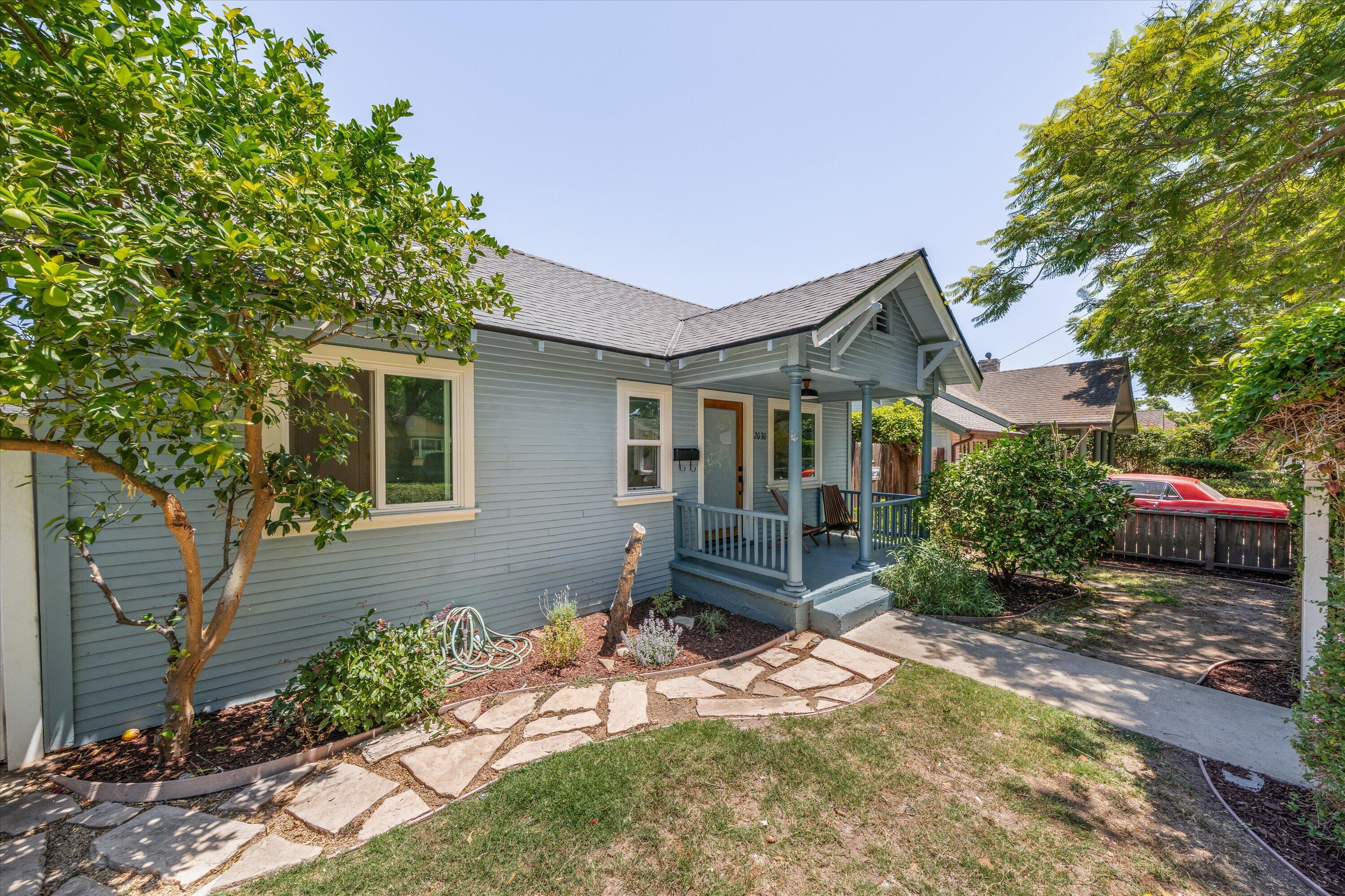 2030 Gillespie Street