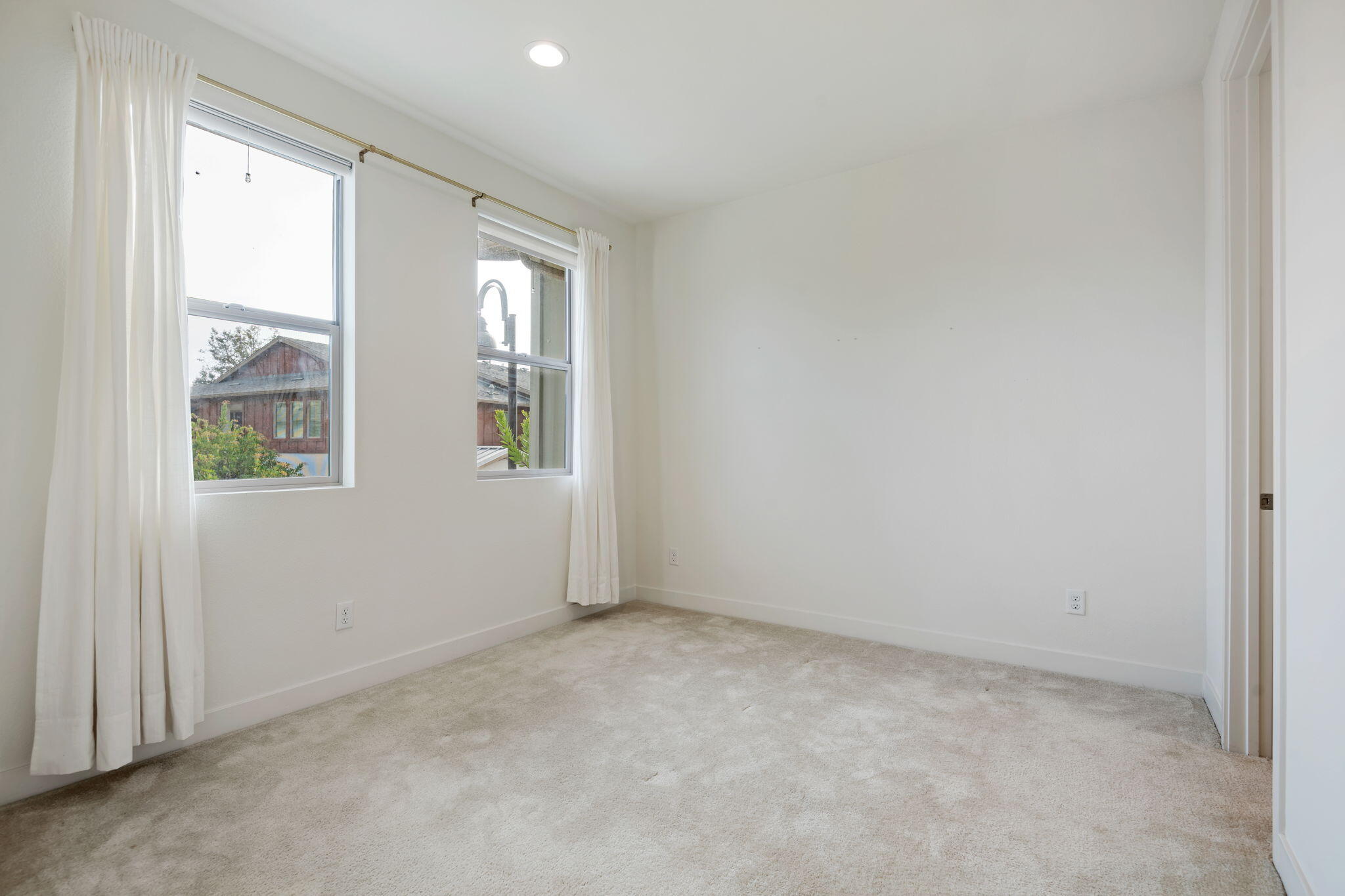 4024 Green Heron Spring Road