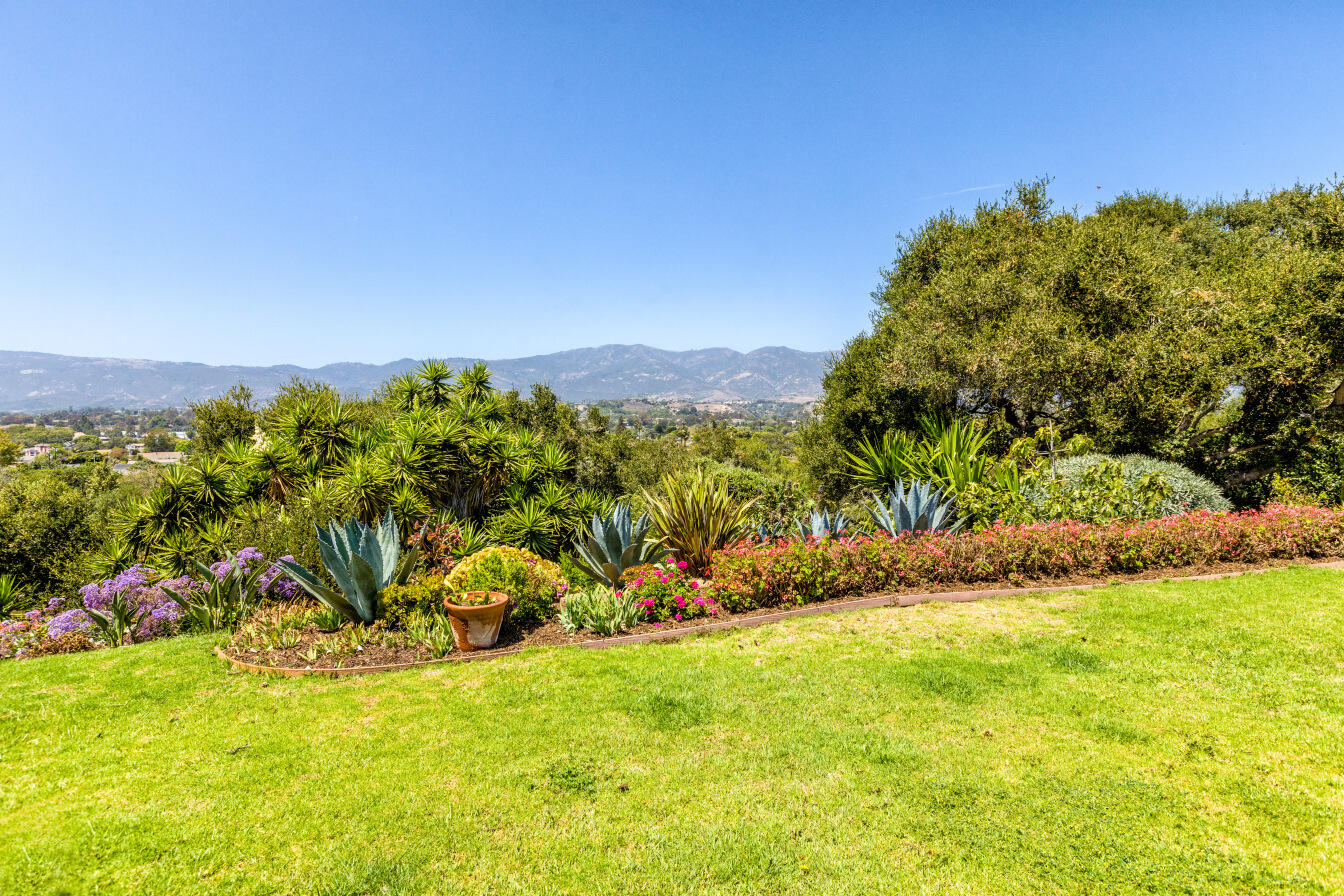 4701 Calle Reina