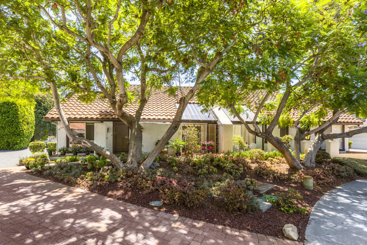 4701 Calle Reina