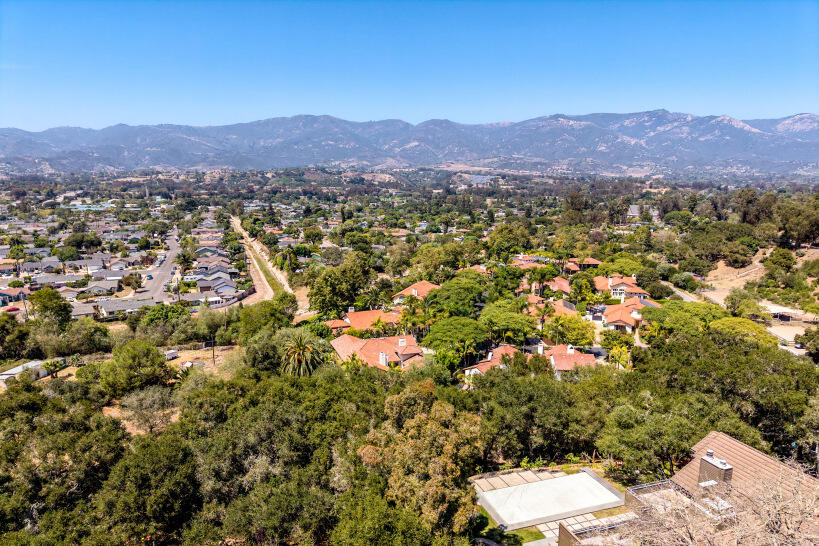 4701 Calle Reina