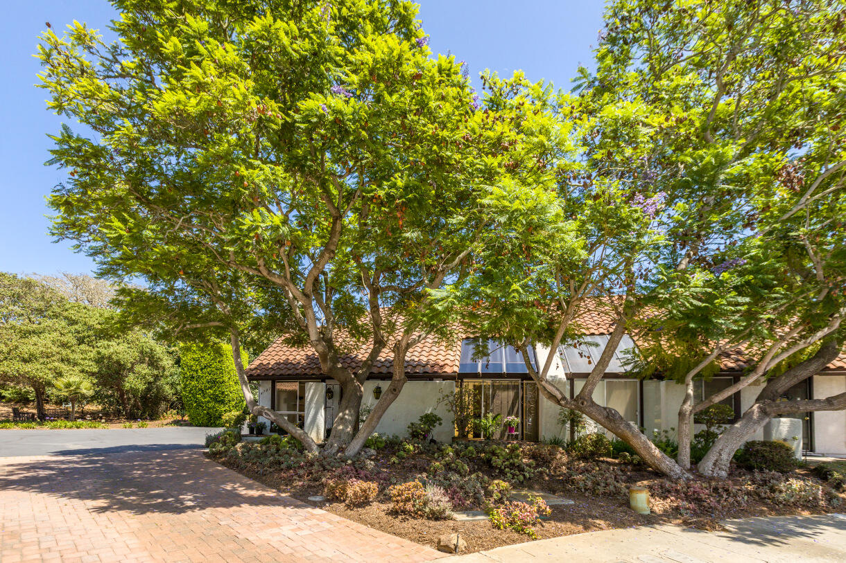 4701 Calle Reina