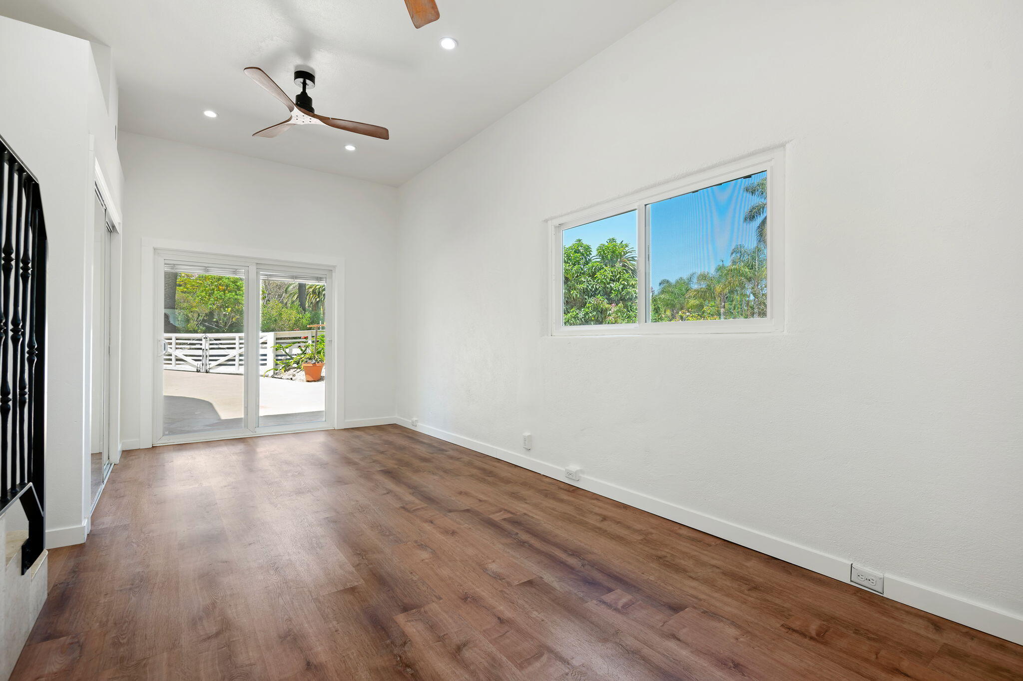117 Santa Cruz Boulevard