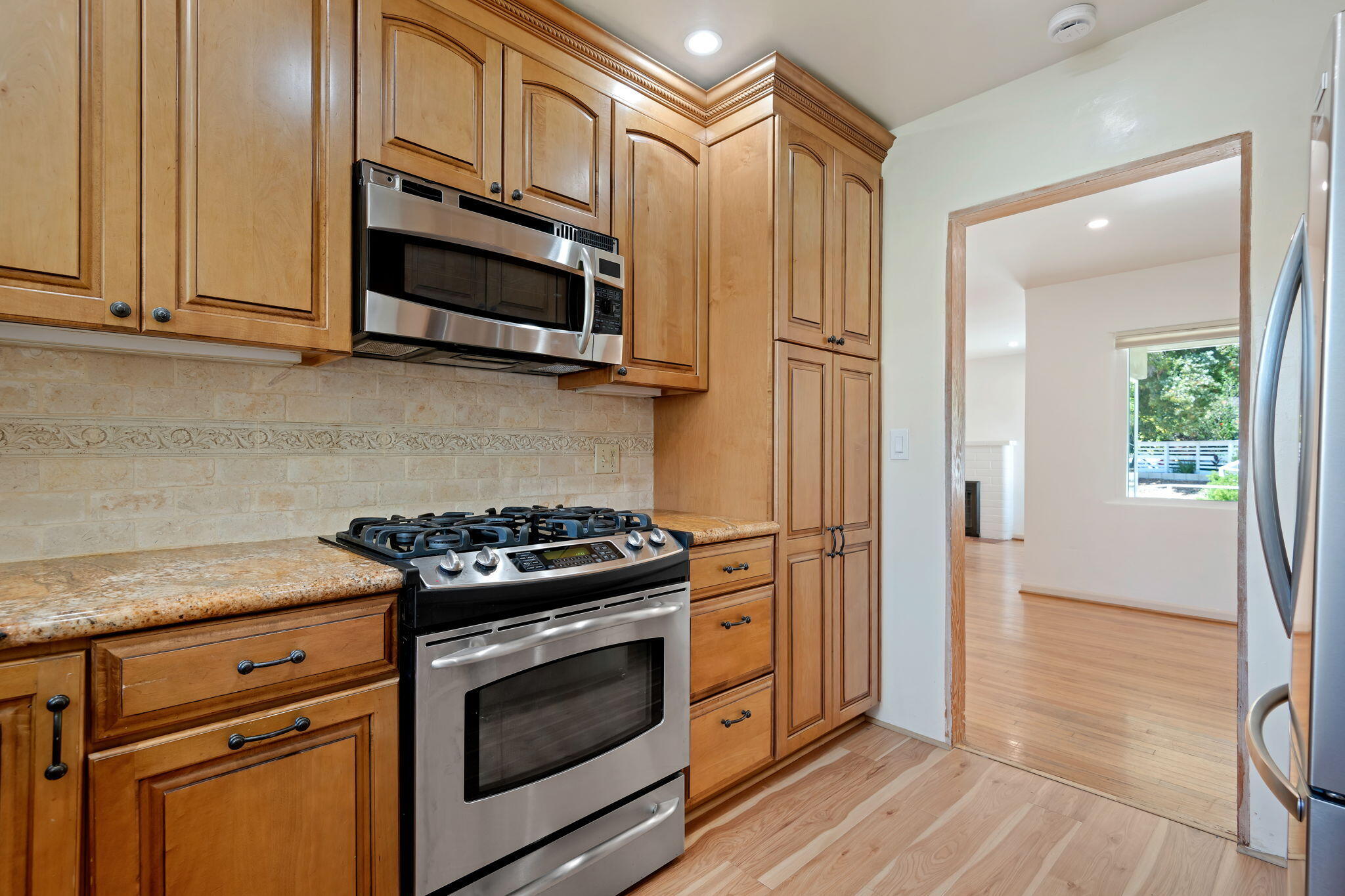 117 Santa Cruz Boulevard
