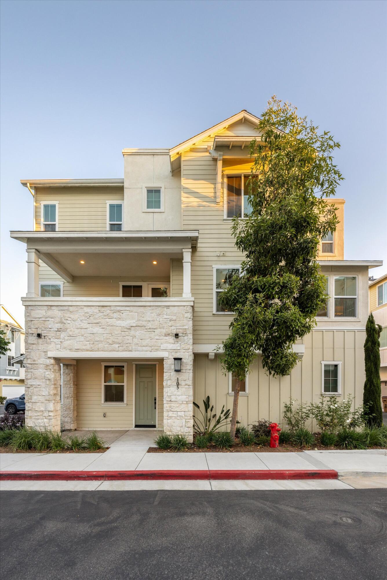 502 Asilomar Way Unit 105