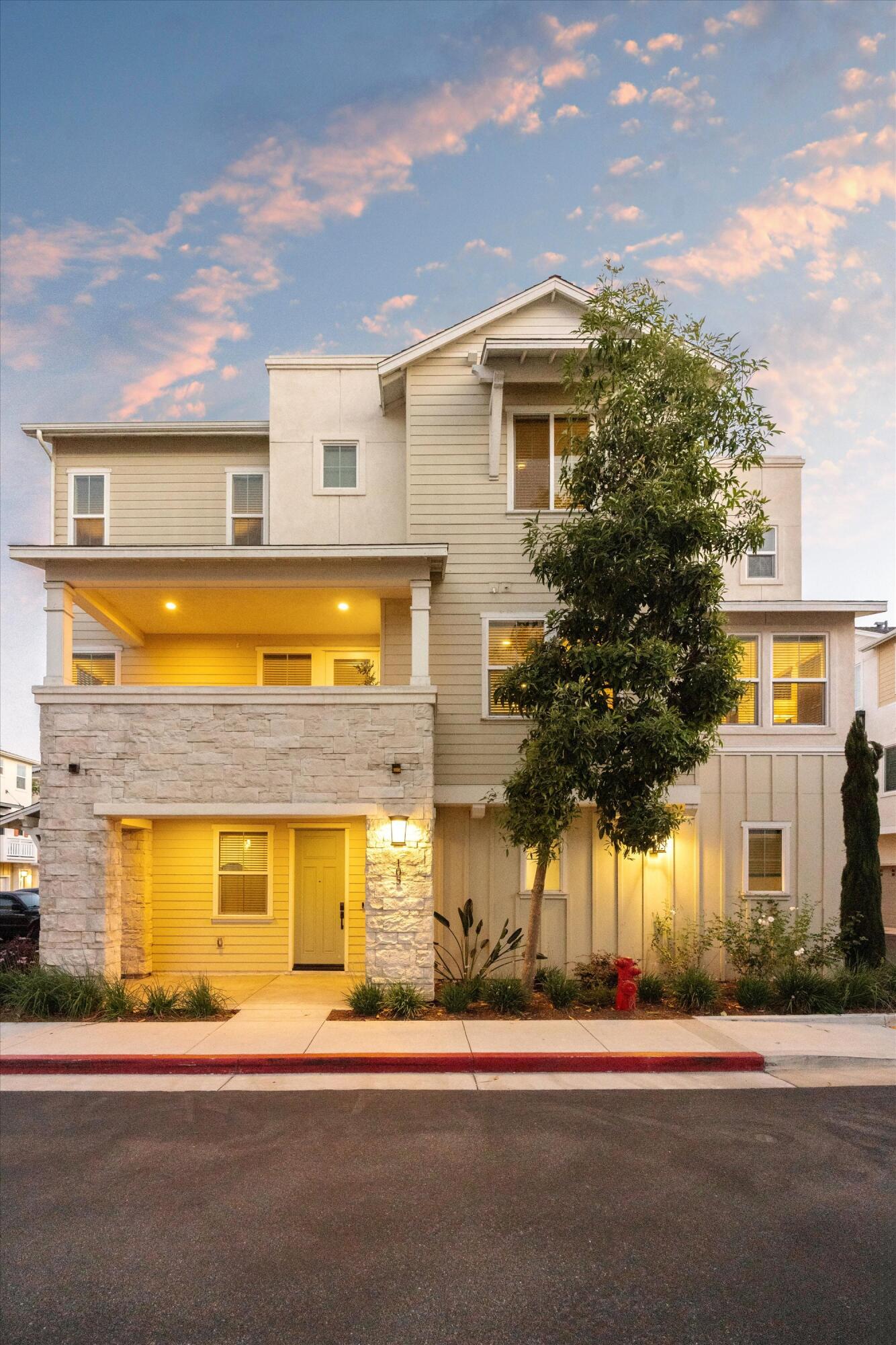 502 Asilomar Way Unit 105