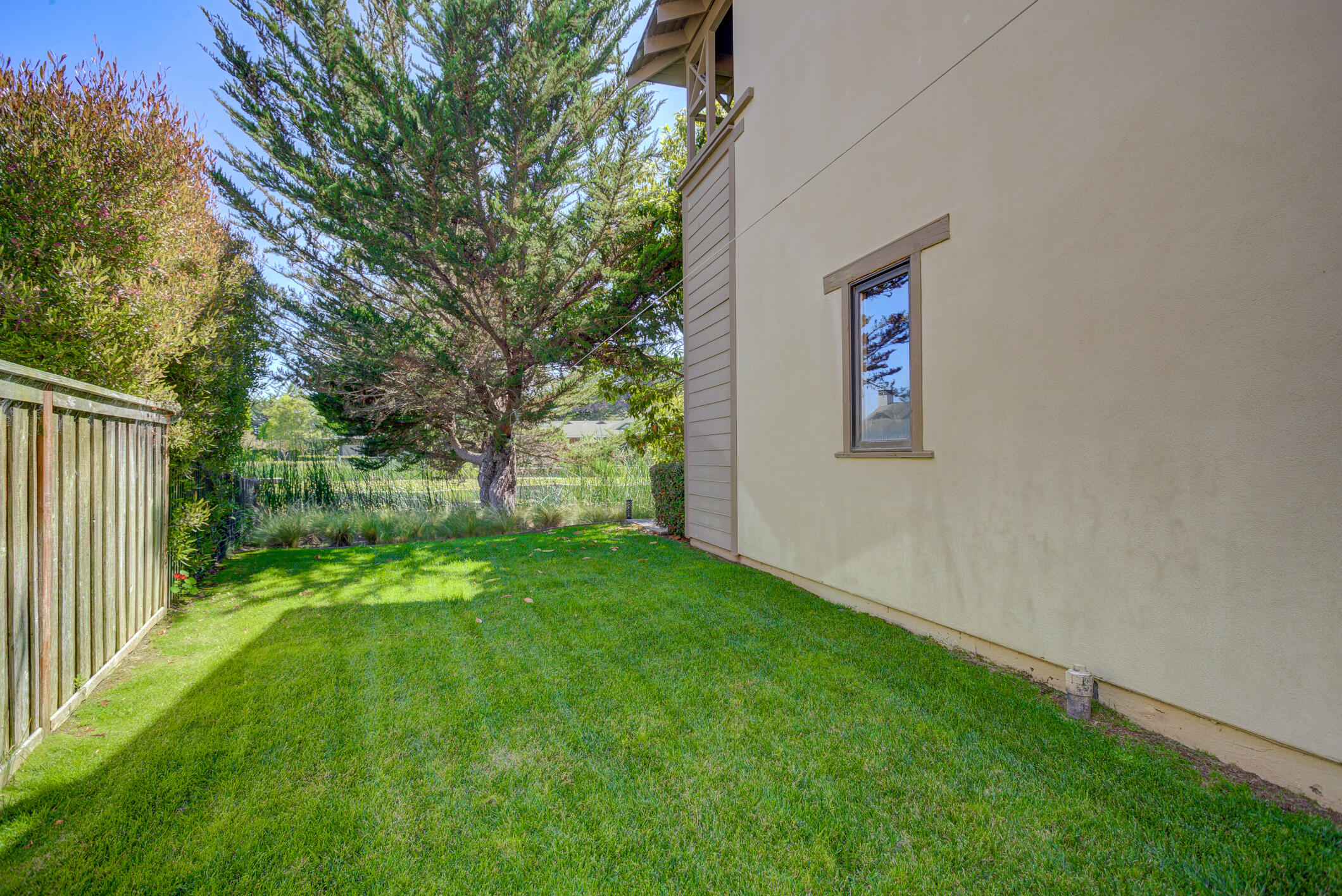 2303 Sanderling Court