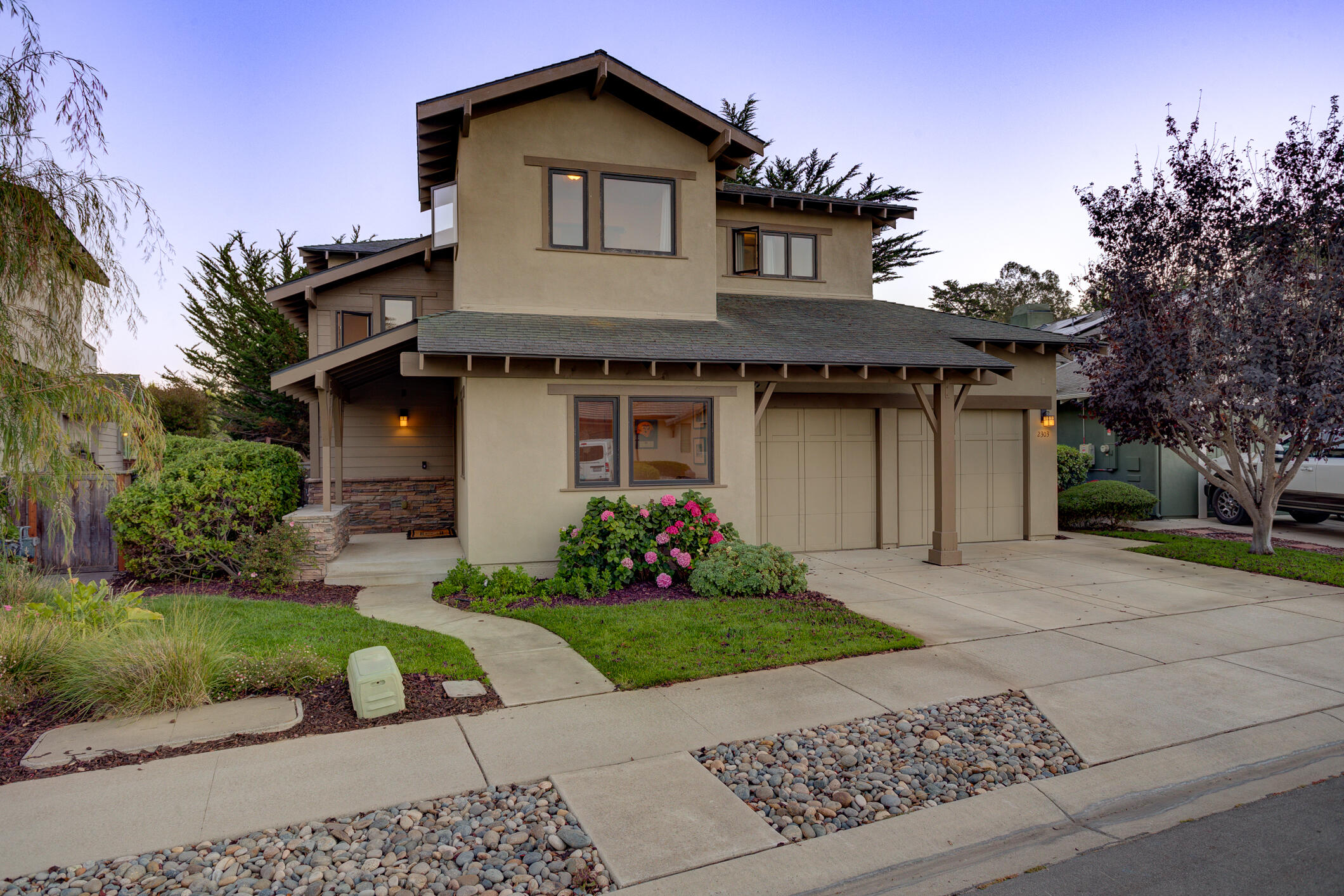 2303 Sanderling Court