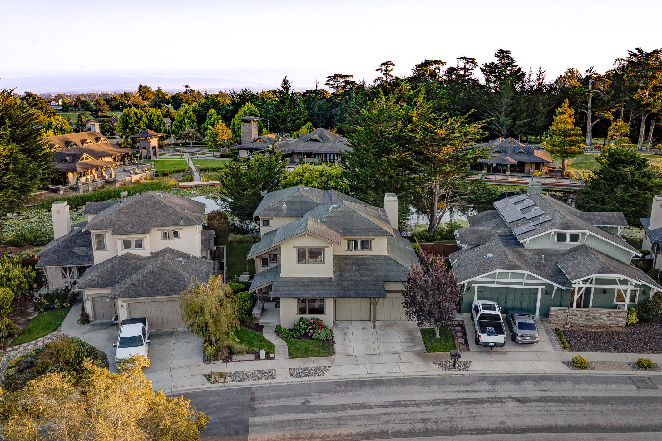 2303 Sanderling Court