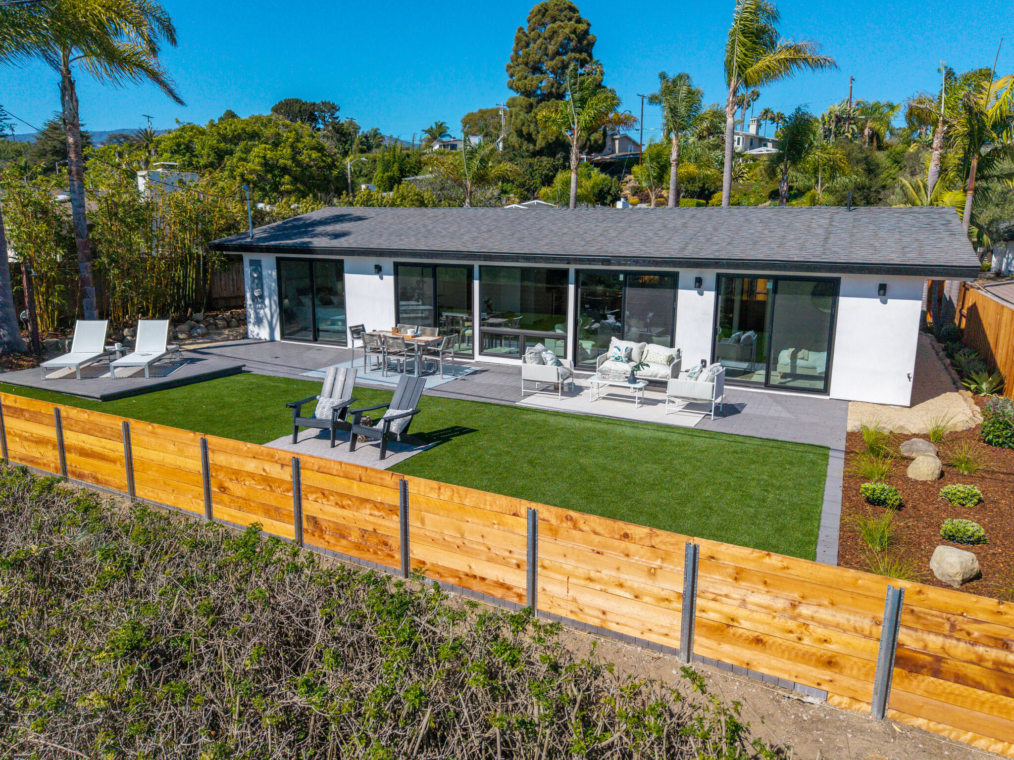 729 Juanita Avenue