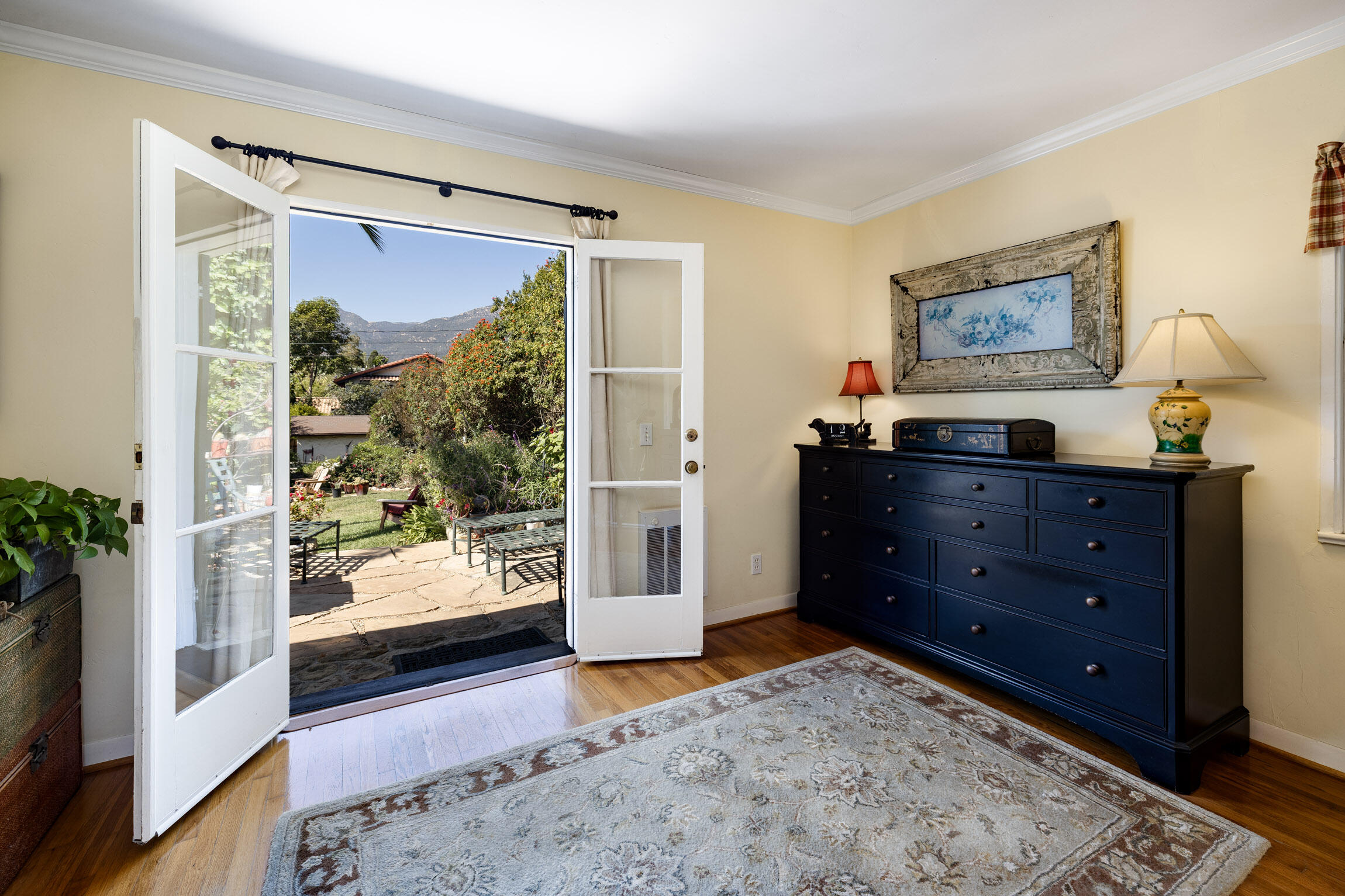 3892 Fairfax Road