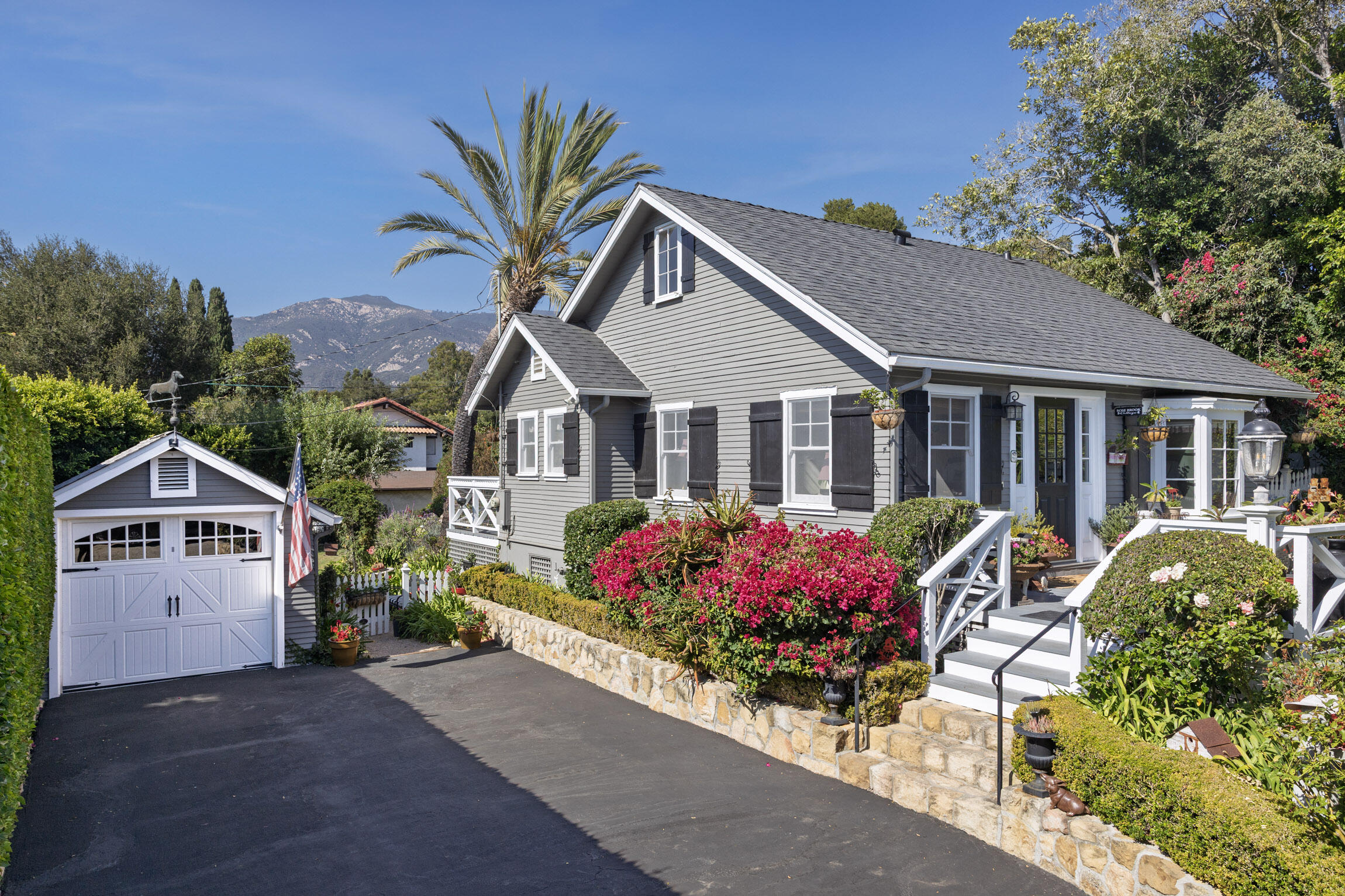 3892 Fairfax Road