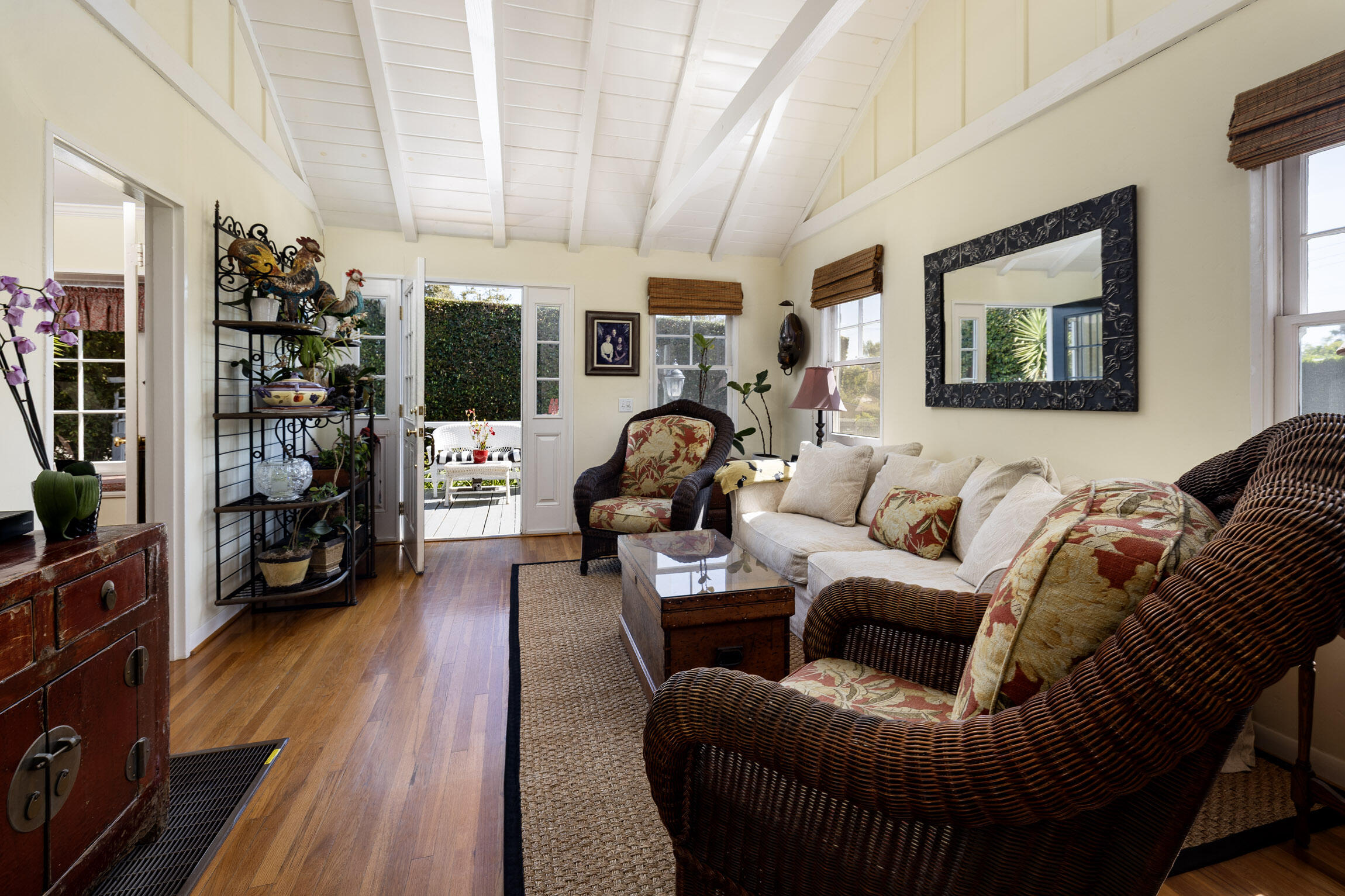 3892 Fairfax Road
