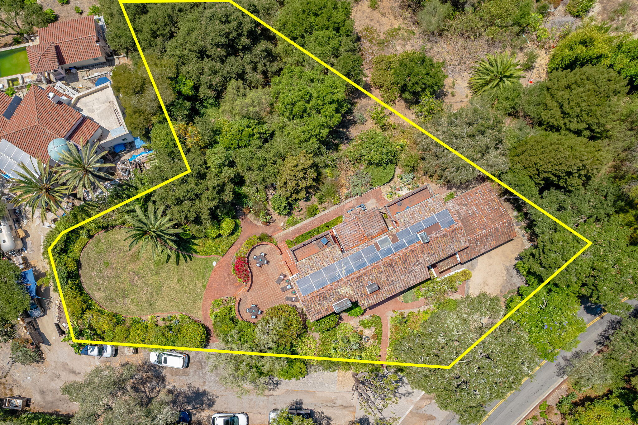 1021 Las Alturas Road
