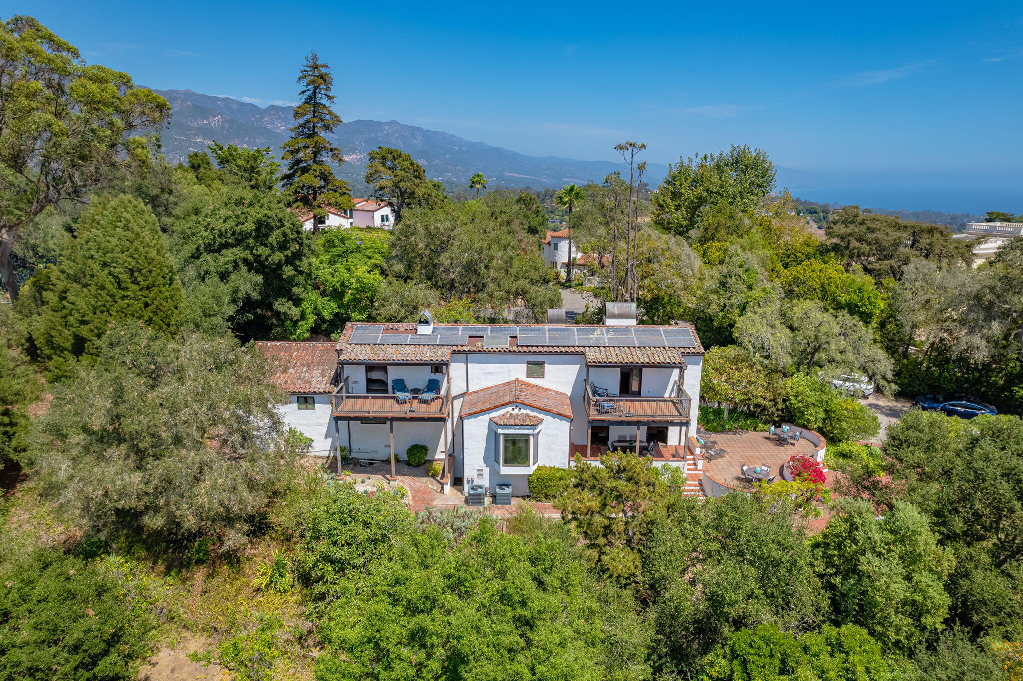 1021 Las Alturas Road