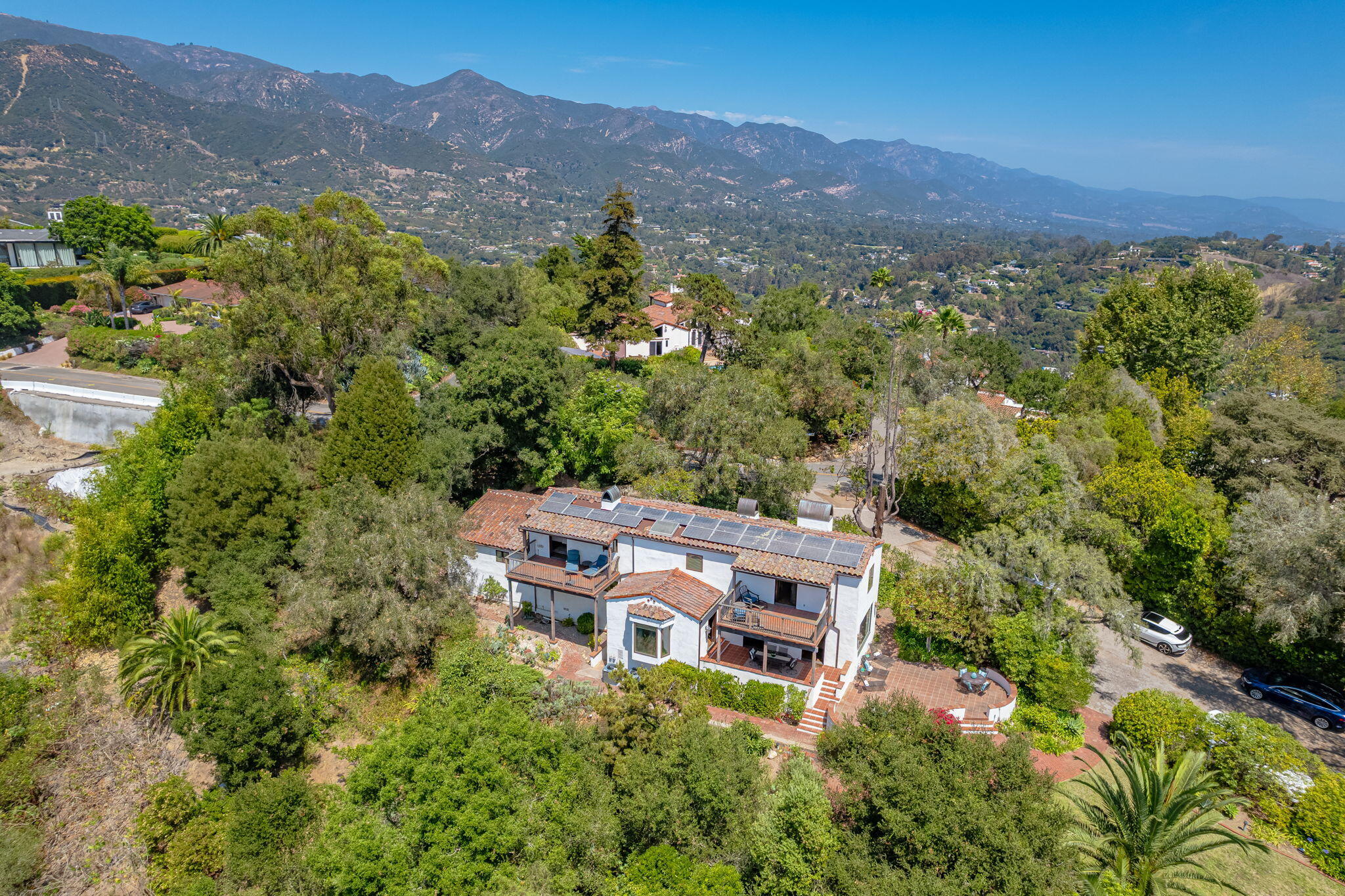 1021 Las Alturas Road