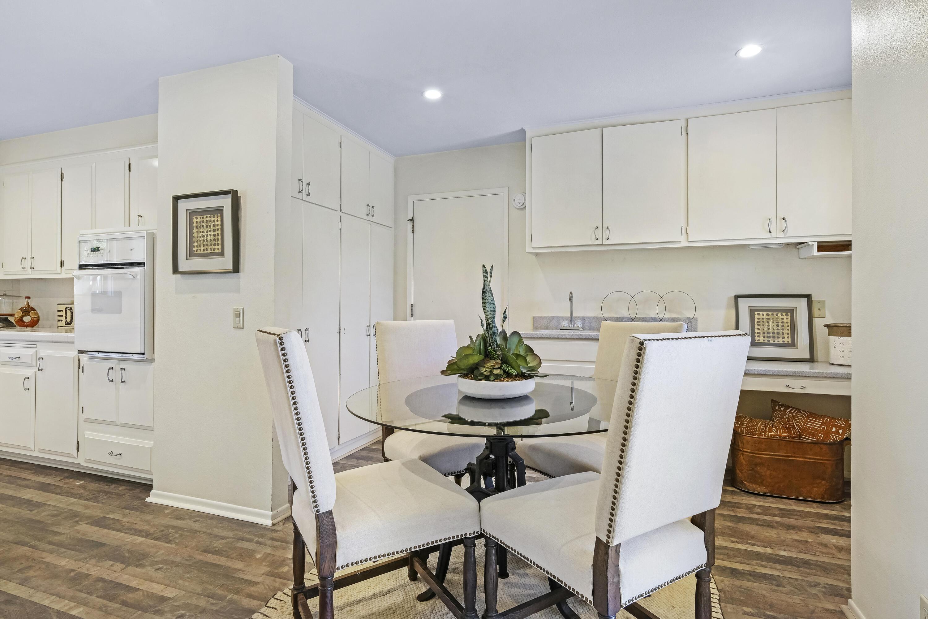 4550 Carriage Hill Drive