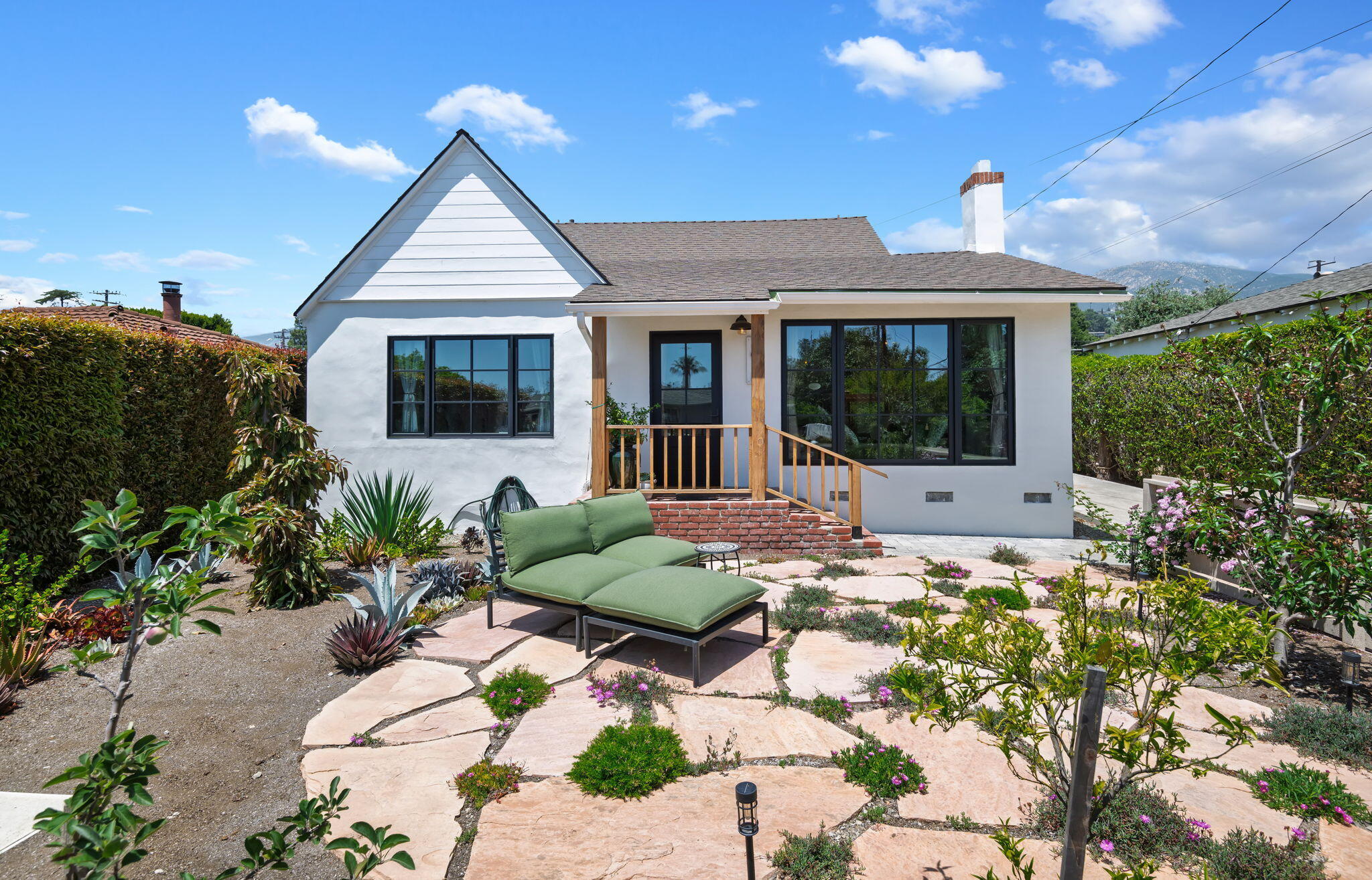 3018 Ventura Drive