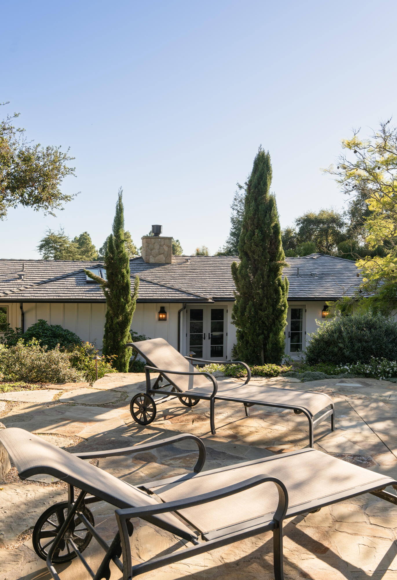 830 Summit Road