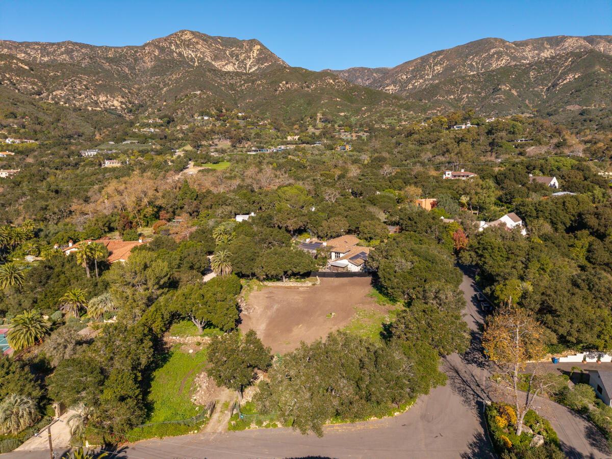 2290 Featherhill Road