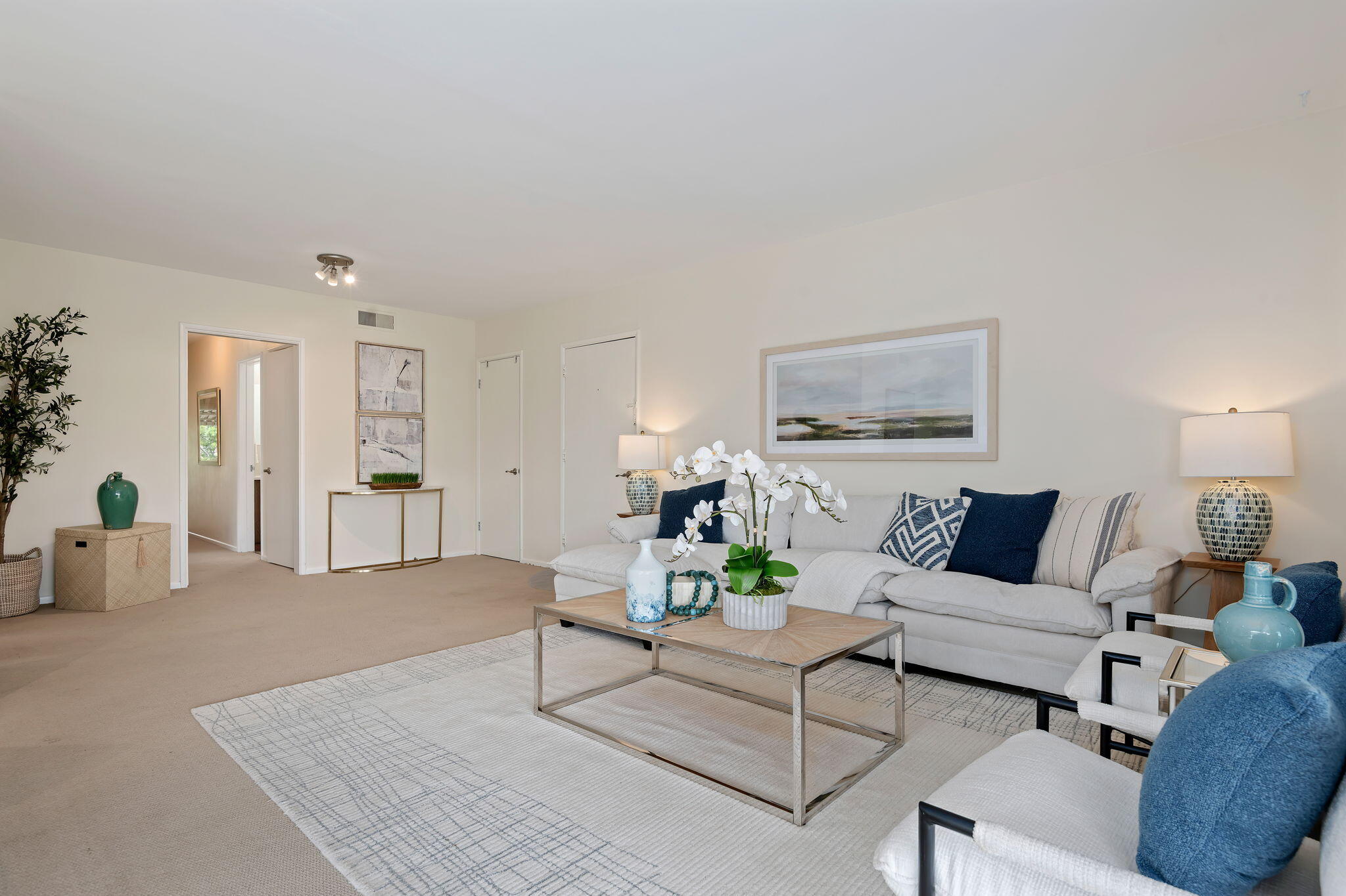 2030 State Street Apt 6