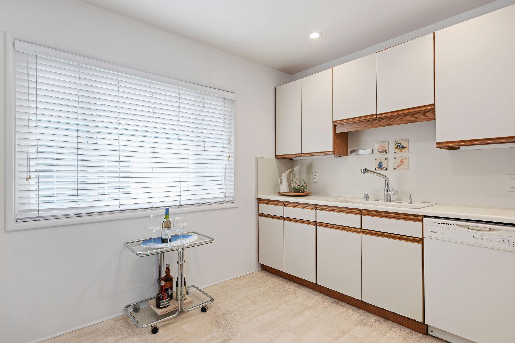 2030 State Street Apt 6