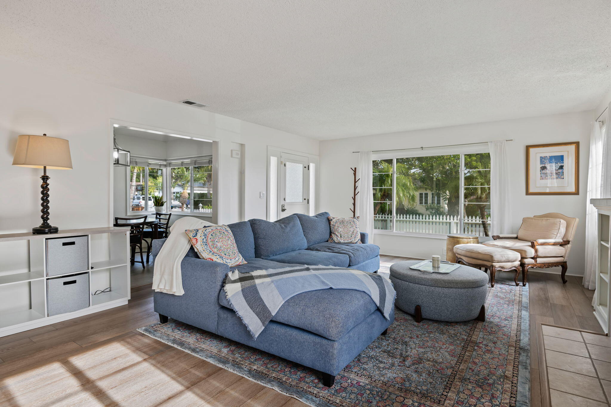 333 Palisades Drive