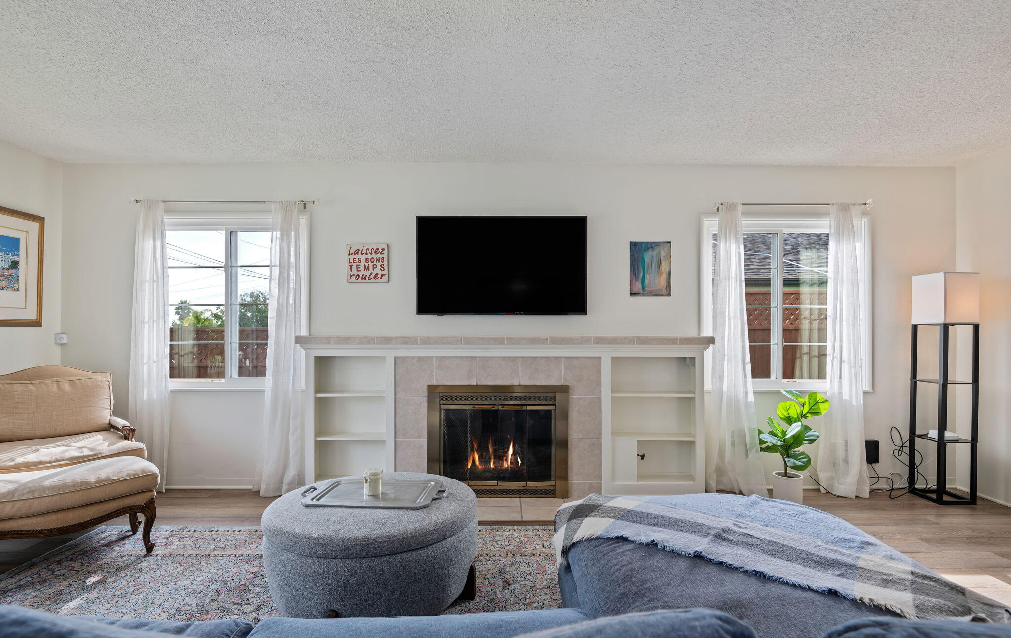 333 Palisades Drive