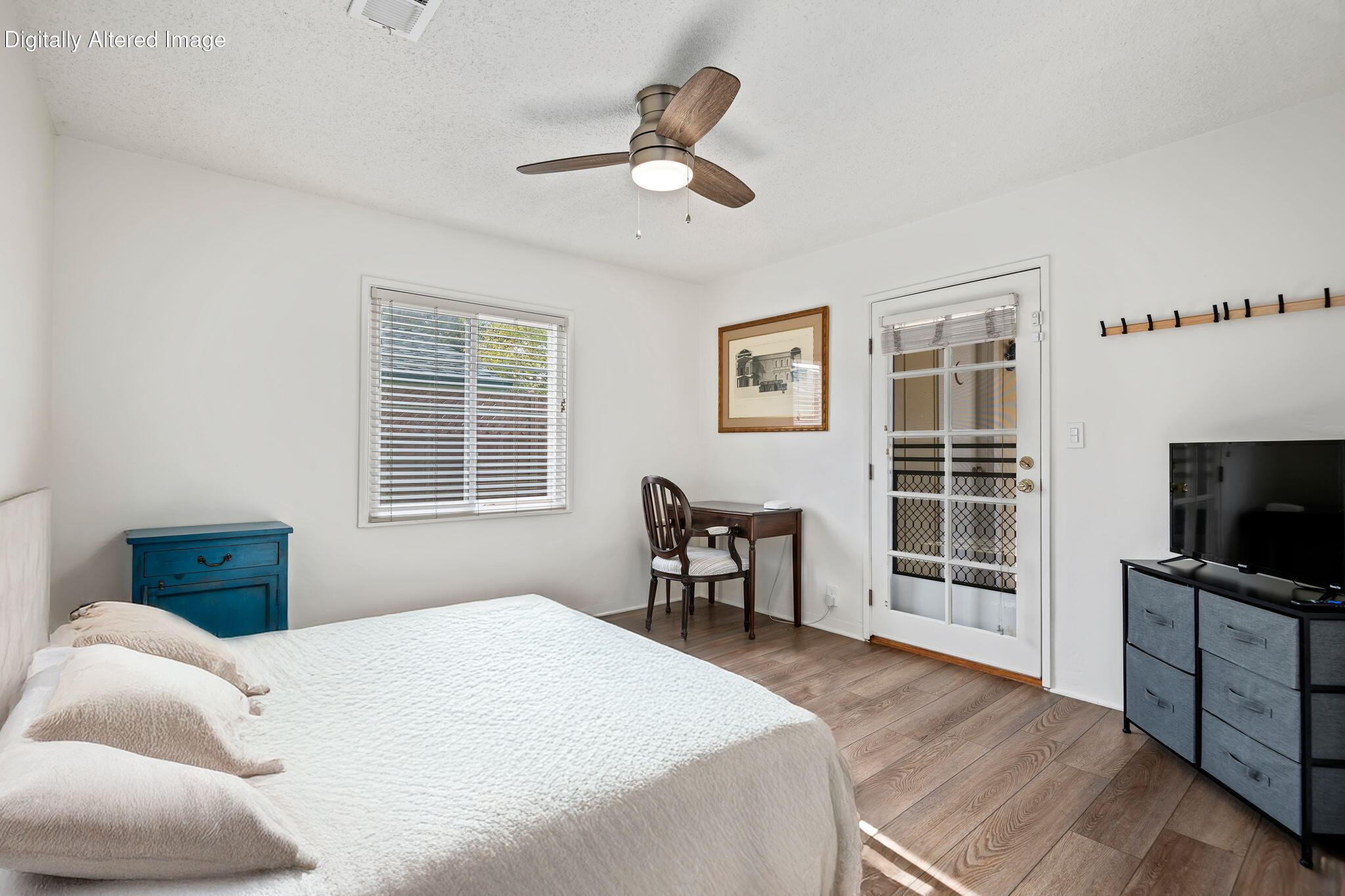333 Palisades Drive