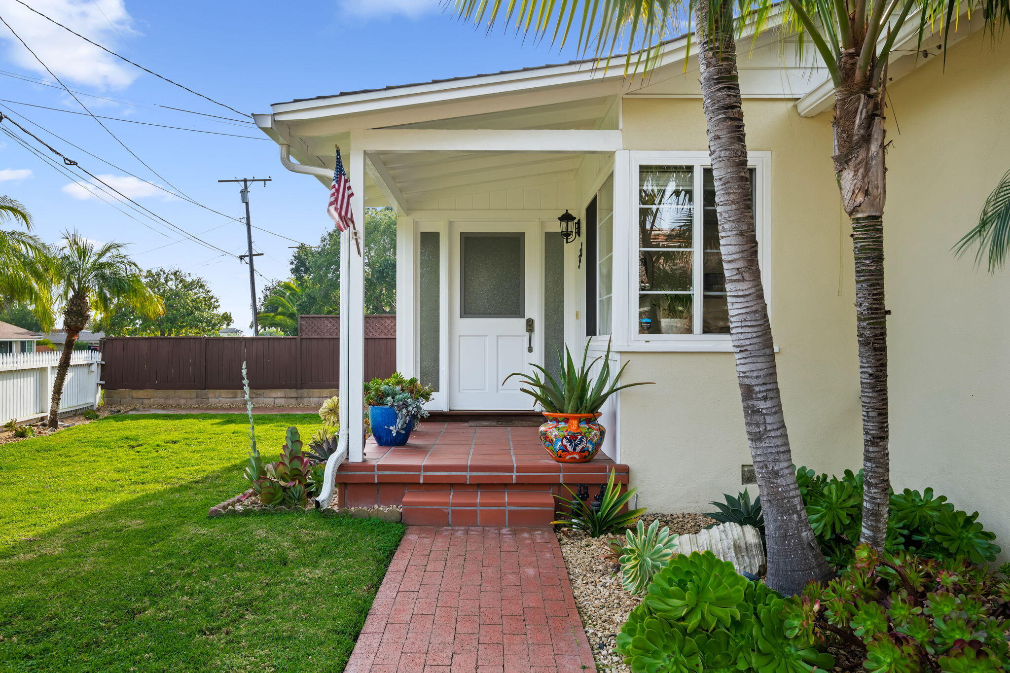 333 Palisades Drive