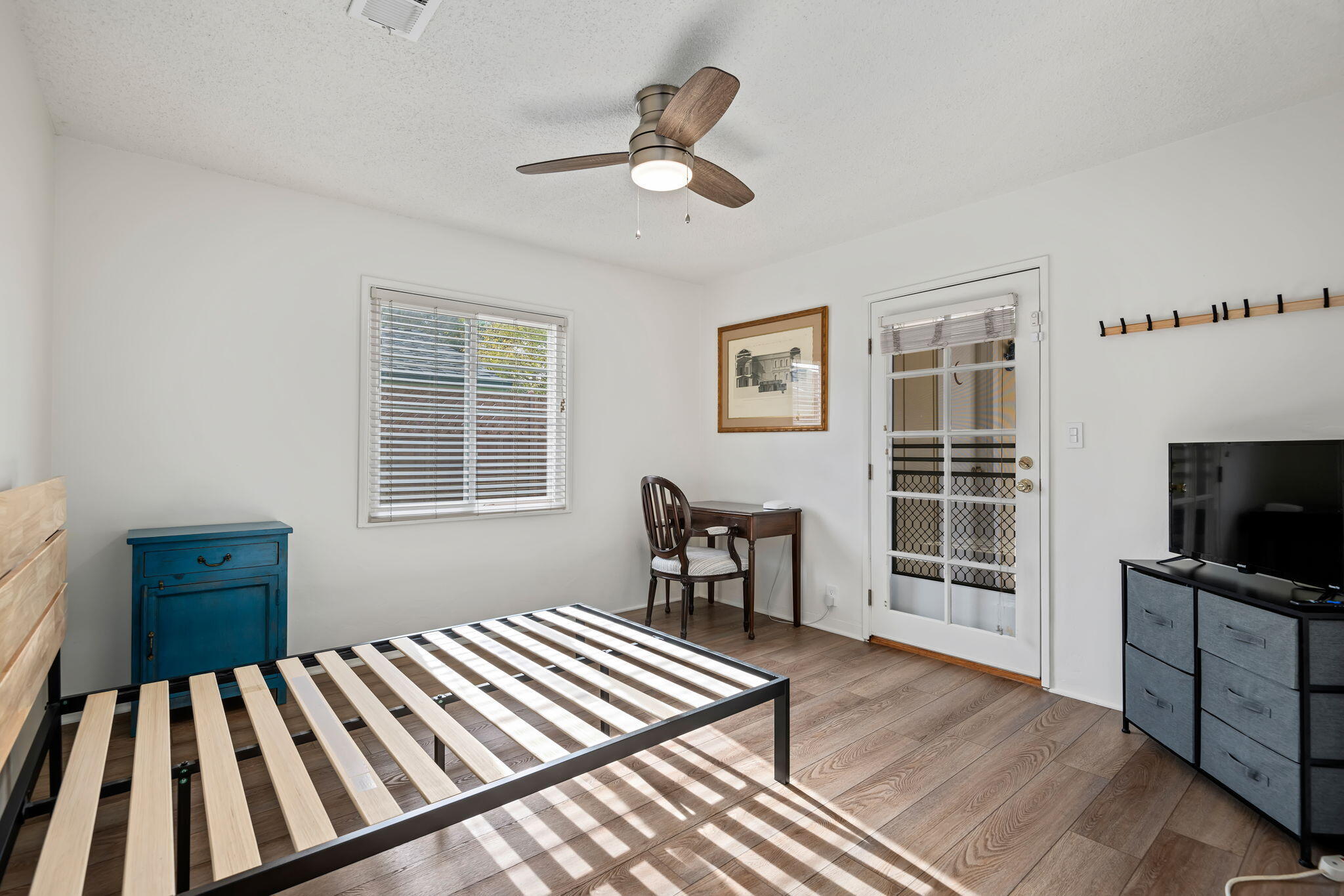 333 Palisades Drive