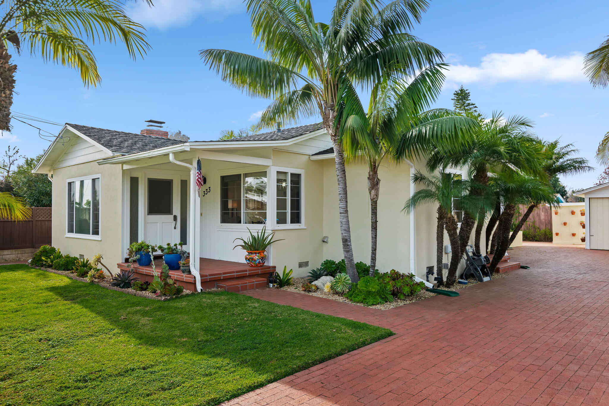 333 Palisades Drive